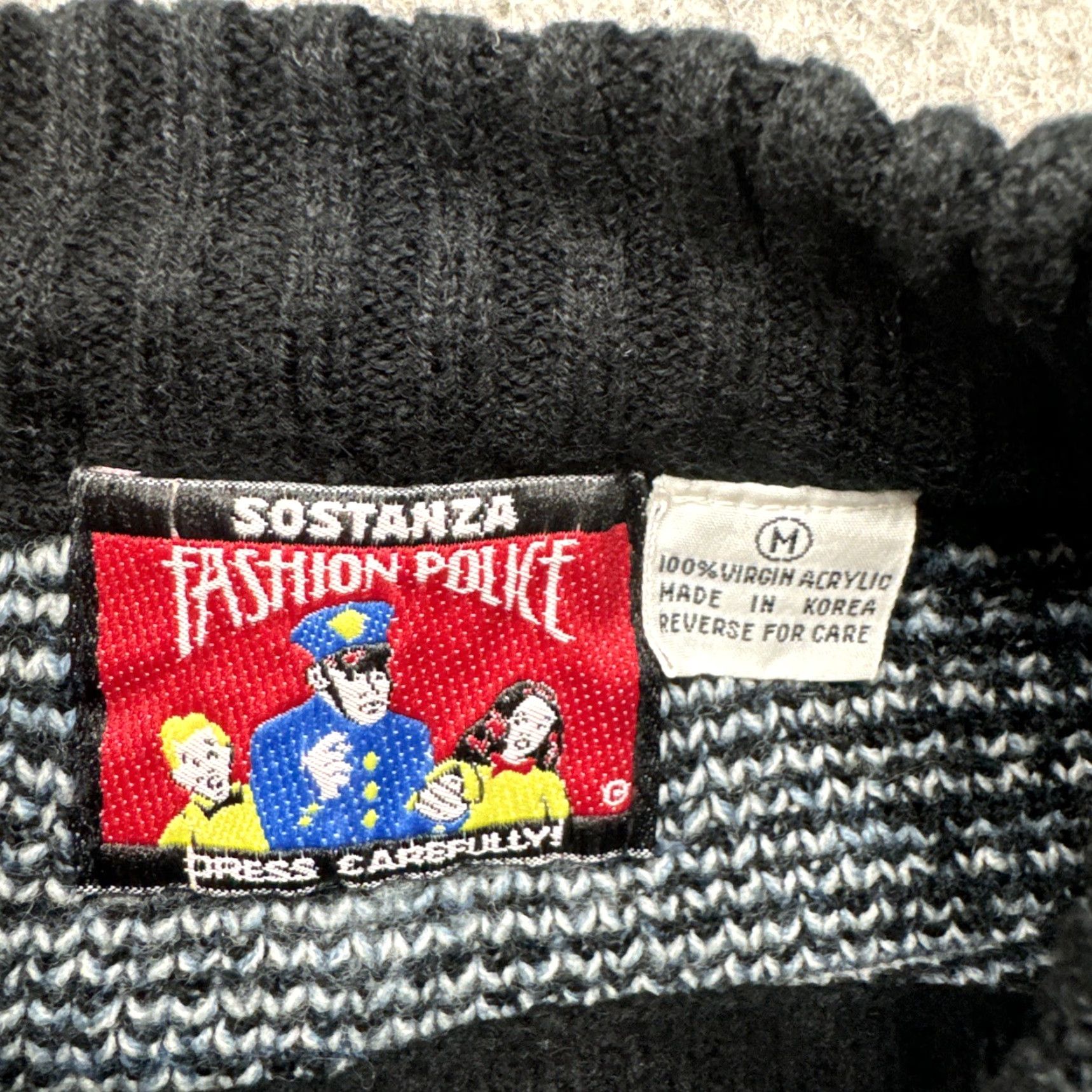 Vintage VINTAGE Sostanza Fashion Police Women’s Acrylic Crewneck Pullover Size M Blue Geometric Knit Sweater Size M / US 6-8 / IT 42-44 - 2 Thumbnail