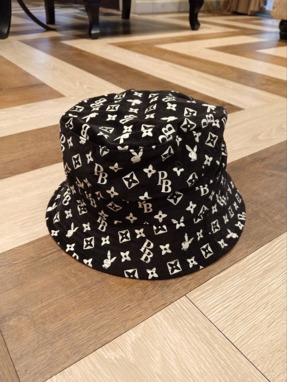 Playboy PLAYBOY MONOGRAM CORDUROY BUCKET HAT Size ONE SIZE - 2 Thumbnail