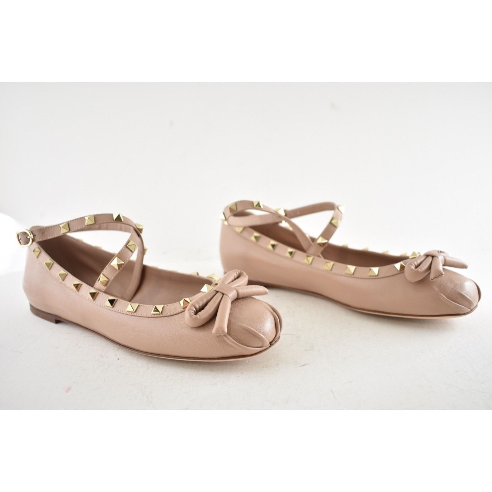Valentino Valentino Rockstud Nude Leather Stud Ankle Strap Bow Size US 7 / IT 37 - 4 Thumbnail