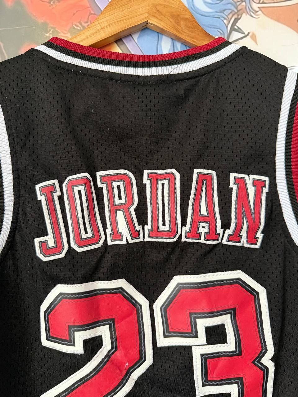 Jordan Brand Nike Jordan 23 Vintage NBA Chicago Bulls Basketball Jersey Size US S / EU 44-46 / 1 - 11 Thumbnail