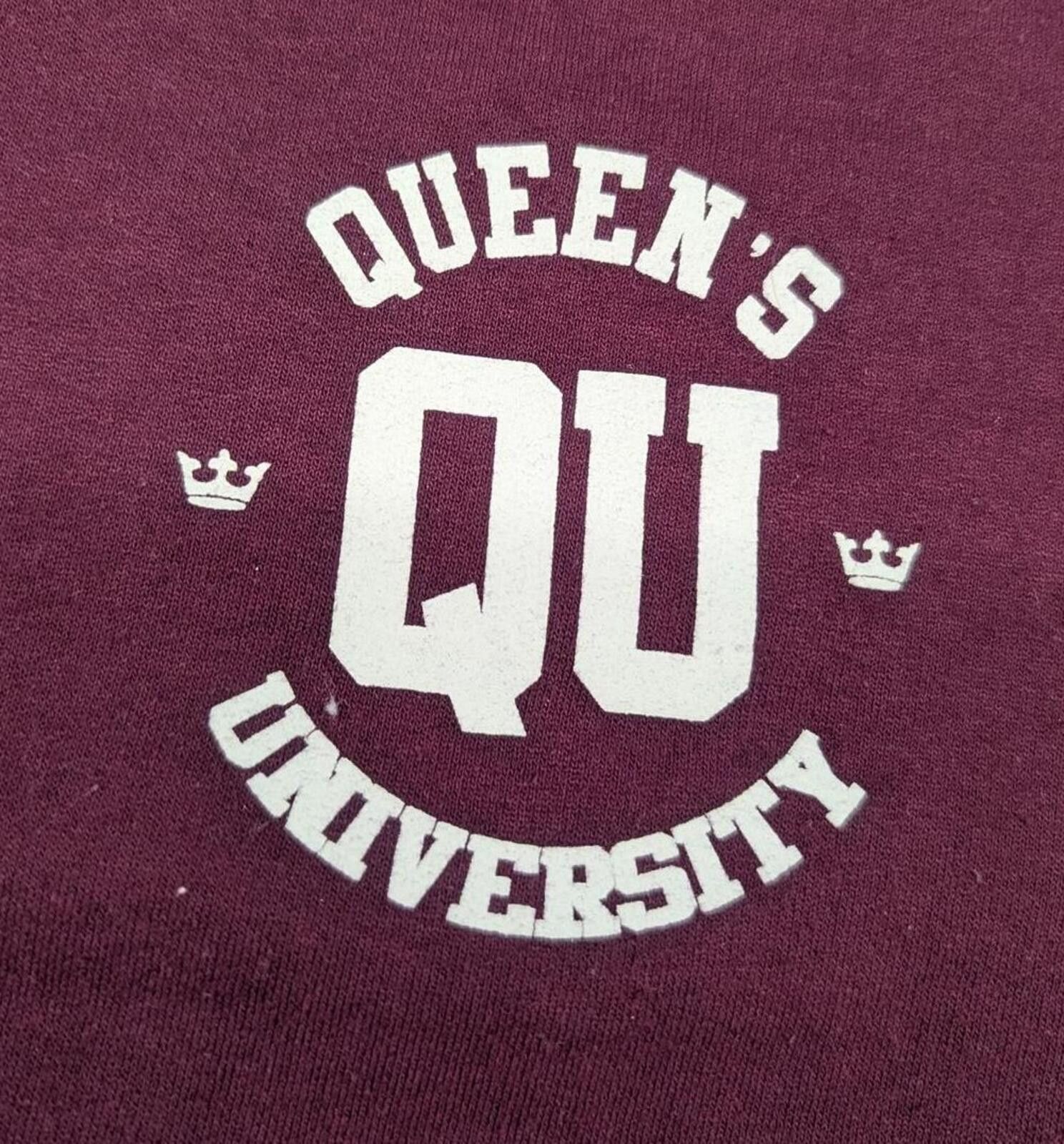 Liberty Vintage 90s Queens University Back Spell Out Sweater Size US L / EU 52-54 / 3 - 3 Thumbnail