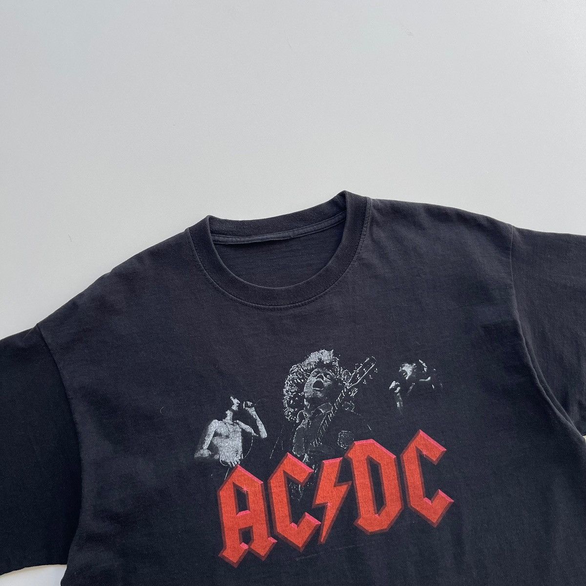 AC/DC × Vintage AC/DC 2006 Printed Licensed Rare Vintage T-Shirt Black Rare Size US M / EU 48-50 / 2 - 2 Thumbnail
