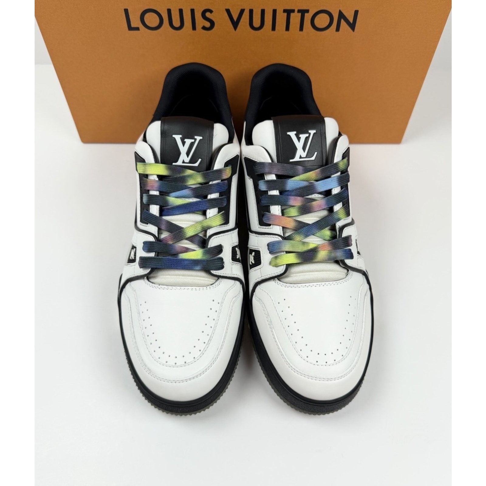 Louis Vuitton Size 7UK/8US - Louis Vuitton White Black Trainer NEW! Size US 8 / EU 41 - 3 Thumbnail