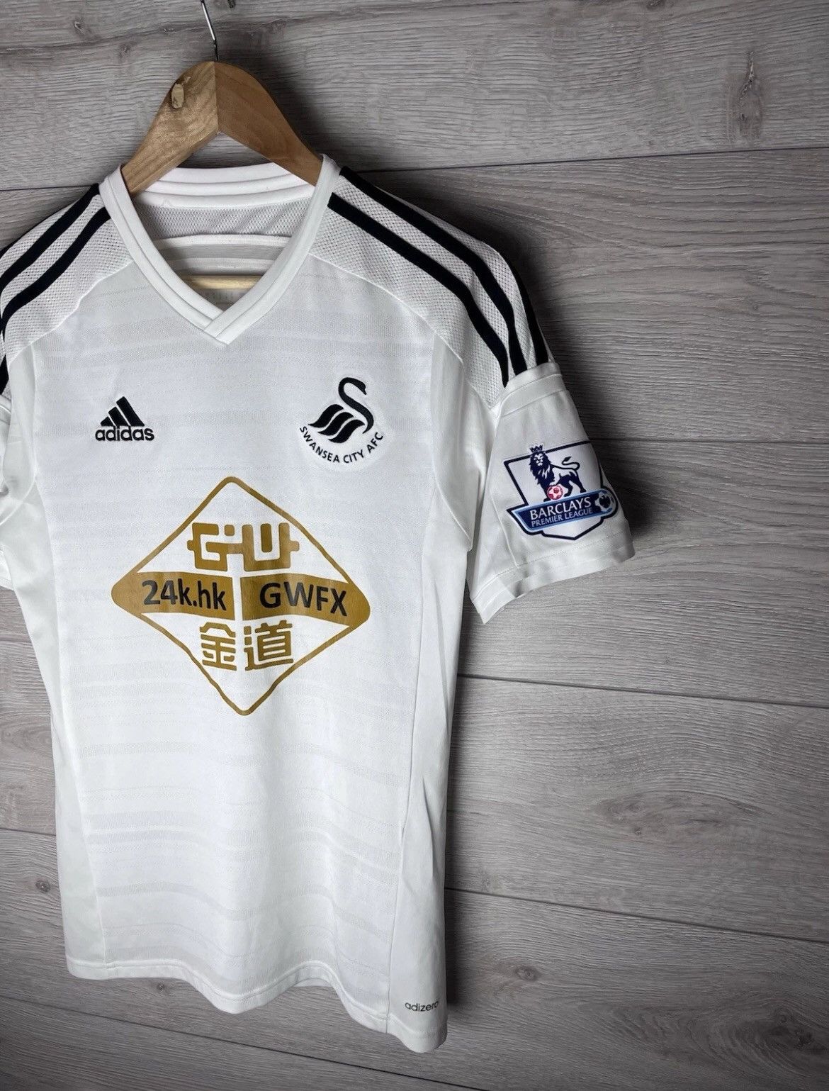 Adidas Soccer jersey Set Adidas Swansea City AFC men’s size S Size US S / EU 44-46 / 1 - 3 Thumbnail