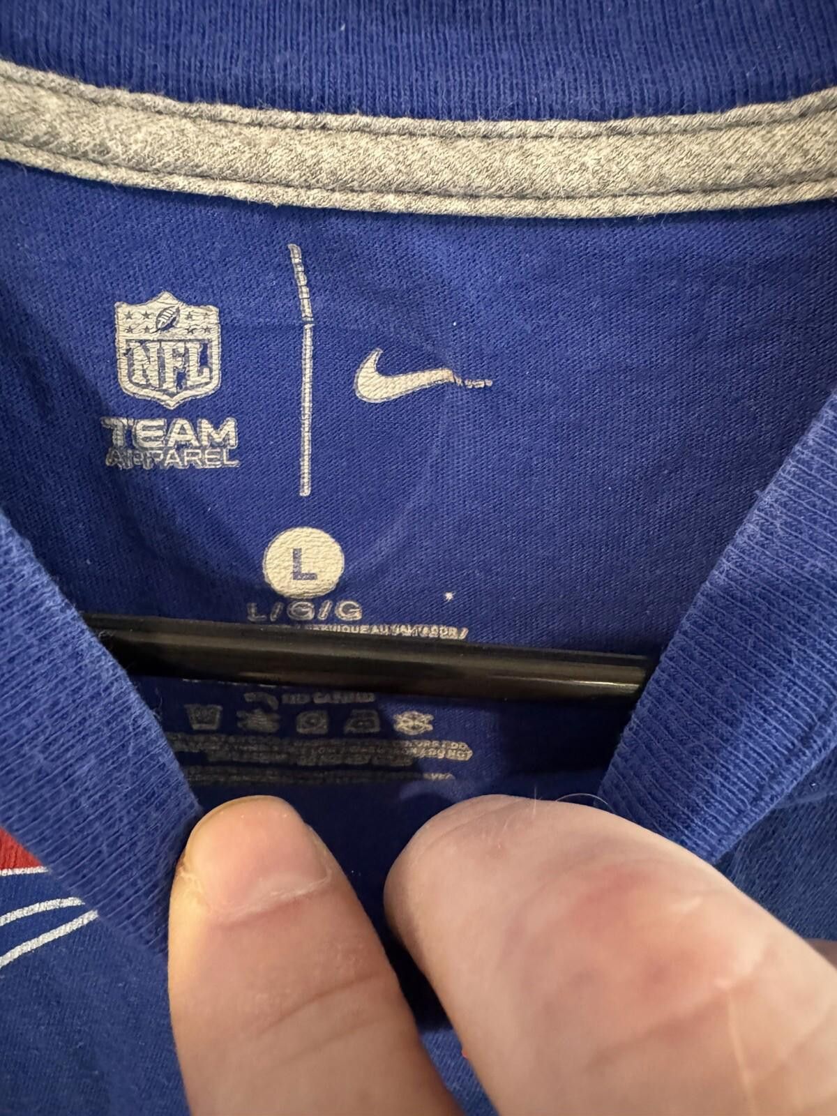 Nike Buffalo Bills Blue NFL Nike Distressed T-Shirt Men Size L Size ONE SIZE - 3 Thumbnail