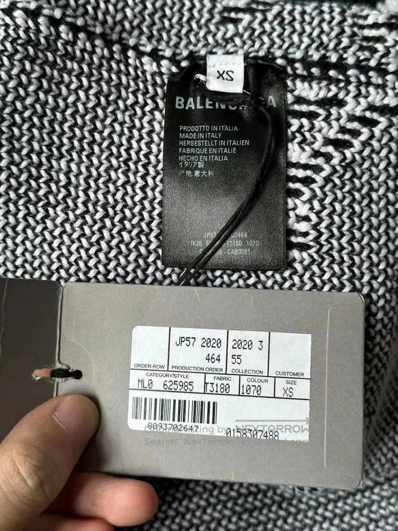 Balenciaga Balenciaga Logo Script Knit Sweater. Size US XS / EU 42 / 0 - 4 Thumbnail