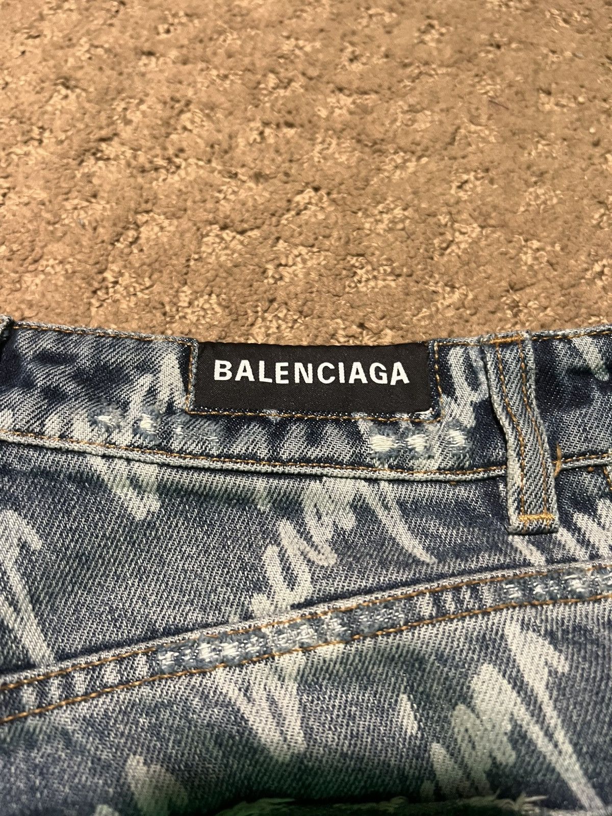 Balenciaga Balenciaga Scribble Jeans Size US 26 / EU 42 - 5 Thumbnail