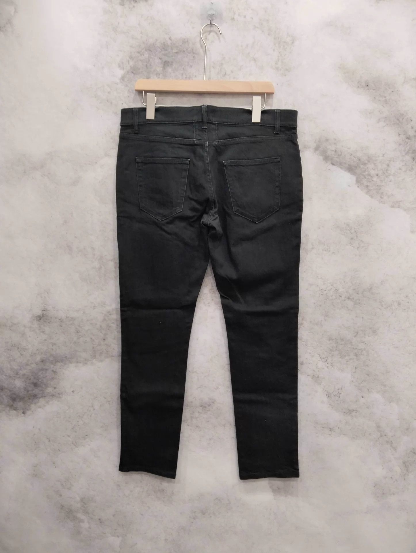 Saint Laurent Paris Saint Laurent 5-zip black jeans 33 Size US 33 - 2 Thumbnail