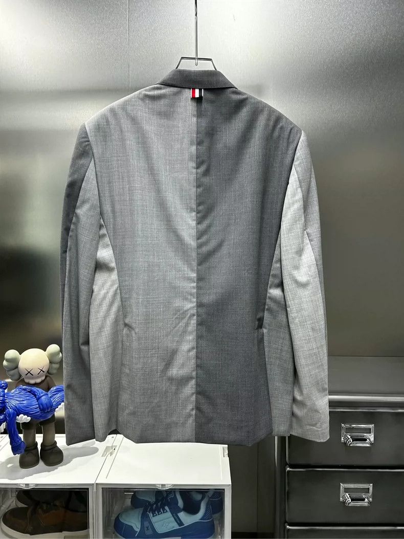 Thom Browne Thom Browne size3 Patchwork grey suit Size 36R - 2 Thumbnail