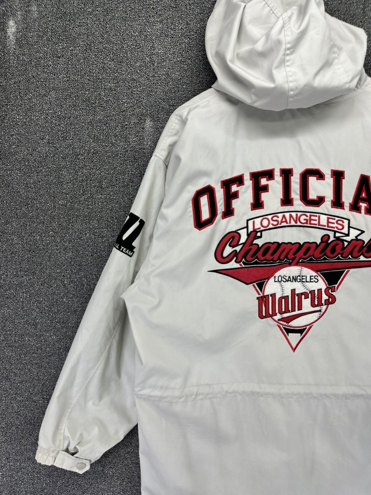 Japanese Brand Vintage Bayleaf Walker Champions Walrus Los Angeles Jacket Size US L / EU 52-54 / 3 - 4 Thumbnail