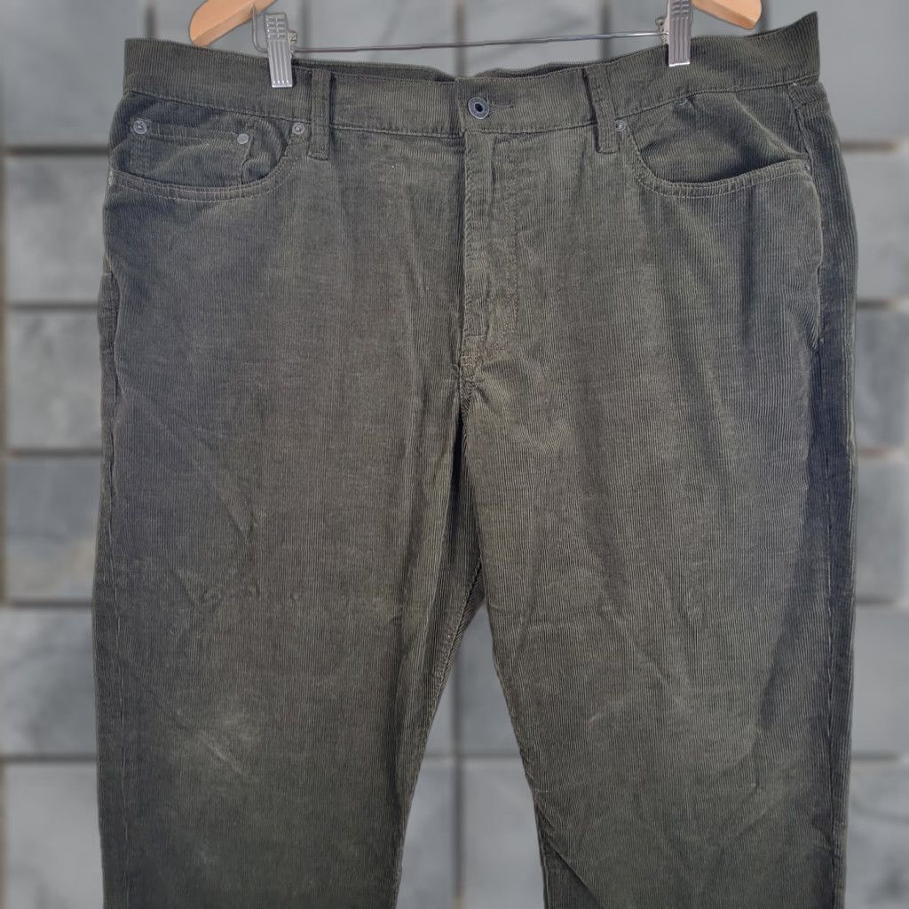 Lucky Brand Lucky Brand Pants Men 40x32 Green Corduroy Casual Straight Leg 90s Preppy Hipster Fall Winter Spring Mens Size US 40 / EU 56 - 1 Thumbnail