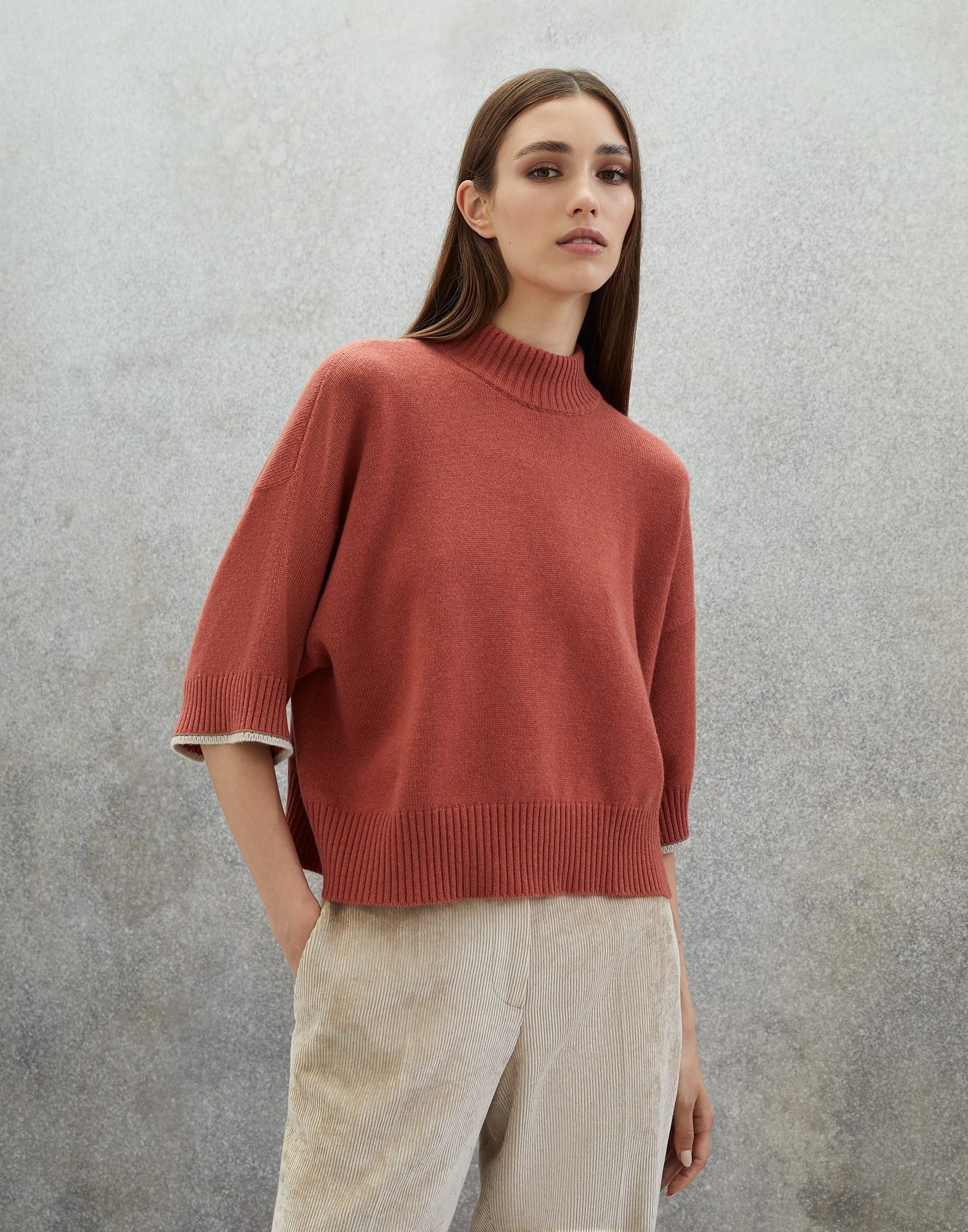 o1y0825 Cashmere Blend Sweater in Brick