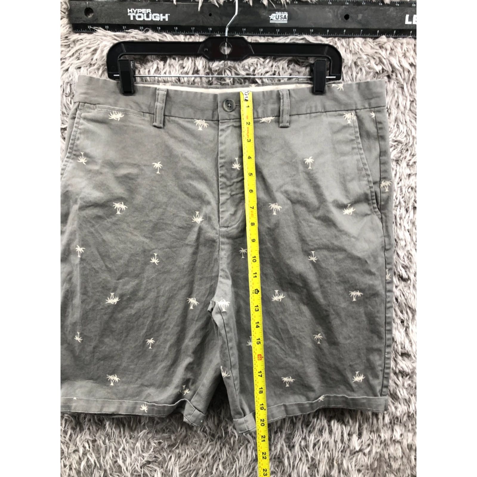 Old Navy Old Navy Slim Bermuda Shorts Mens Size 36 Mid Rise Gray Medium Wash 5-Pocket Logo Size US 36 / EU 52 - 3 Thumbnail