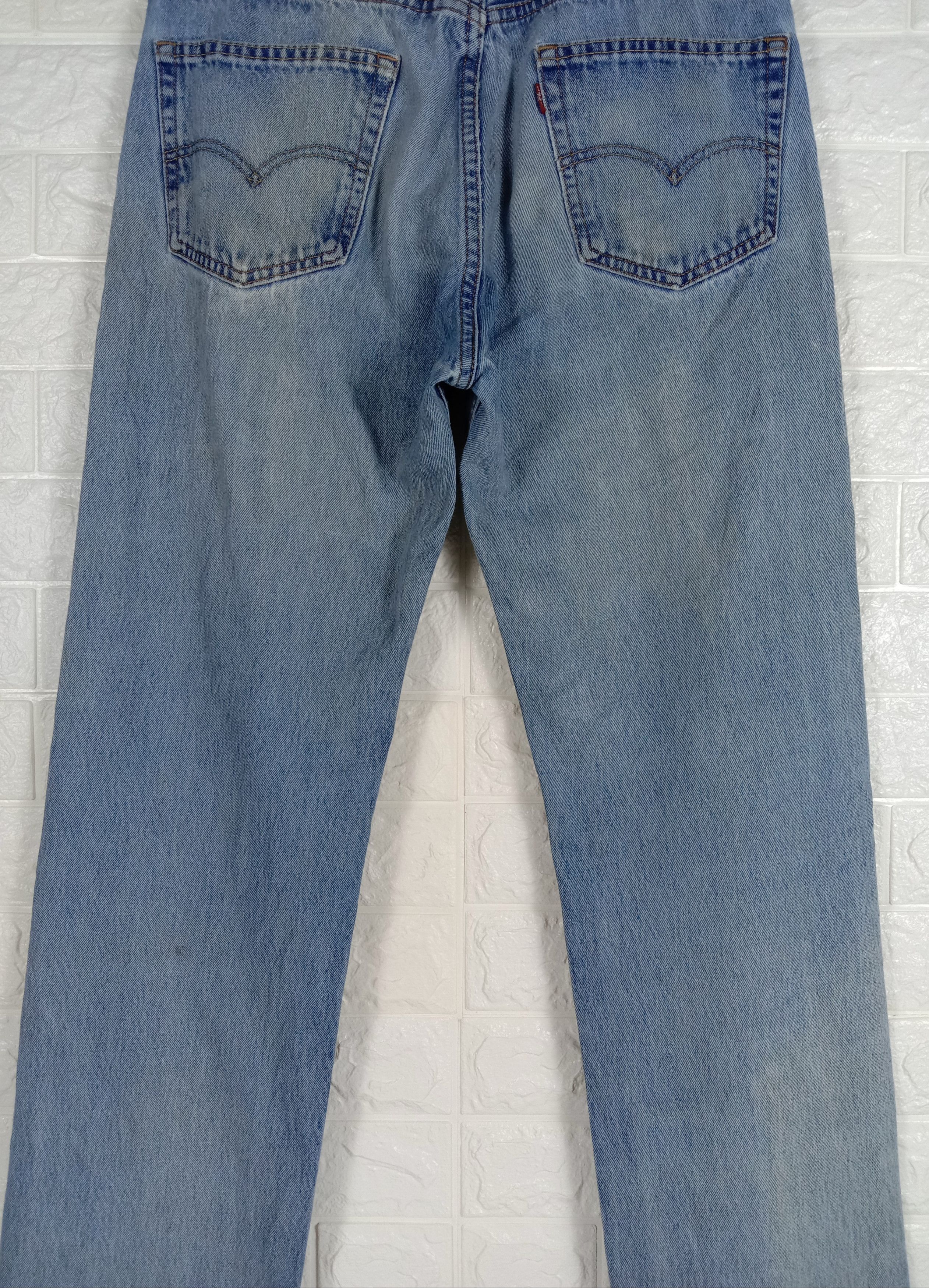Levi's Vintage Levi's 505 Jeans Light Wash Straight Fit Denim Size US 34 / EU 50 - 8 Thumbnail