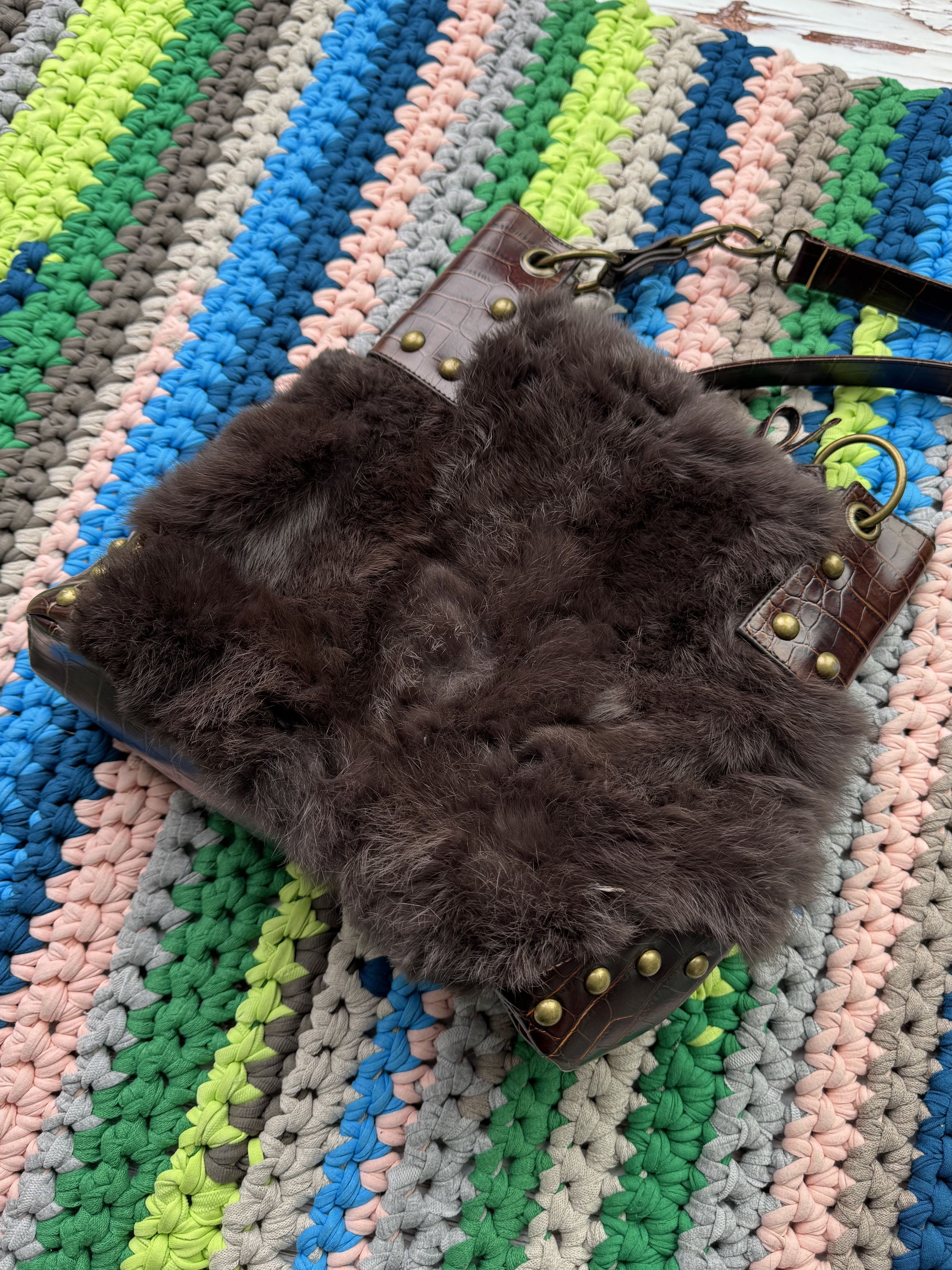 Japanese Brand Vintage Bag With Real Fur D15(ET1) Size ONE SIZE - 5 Thumbnail