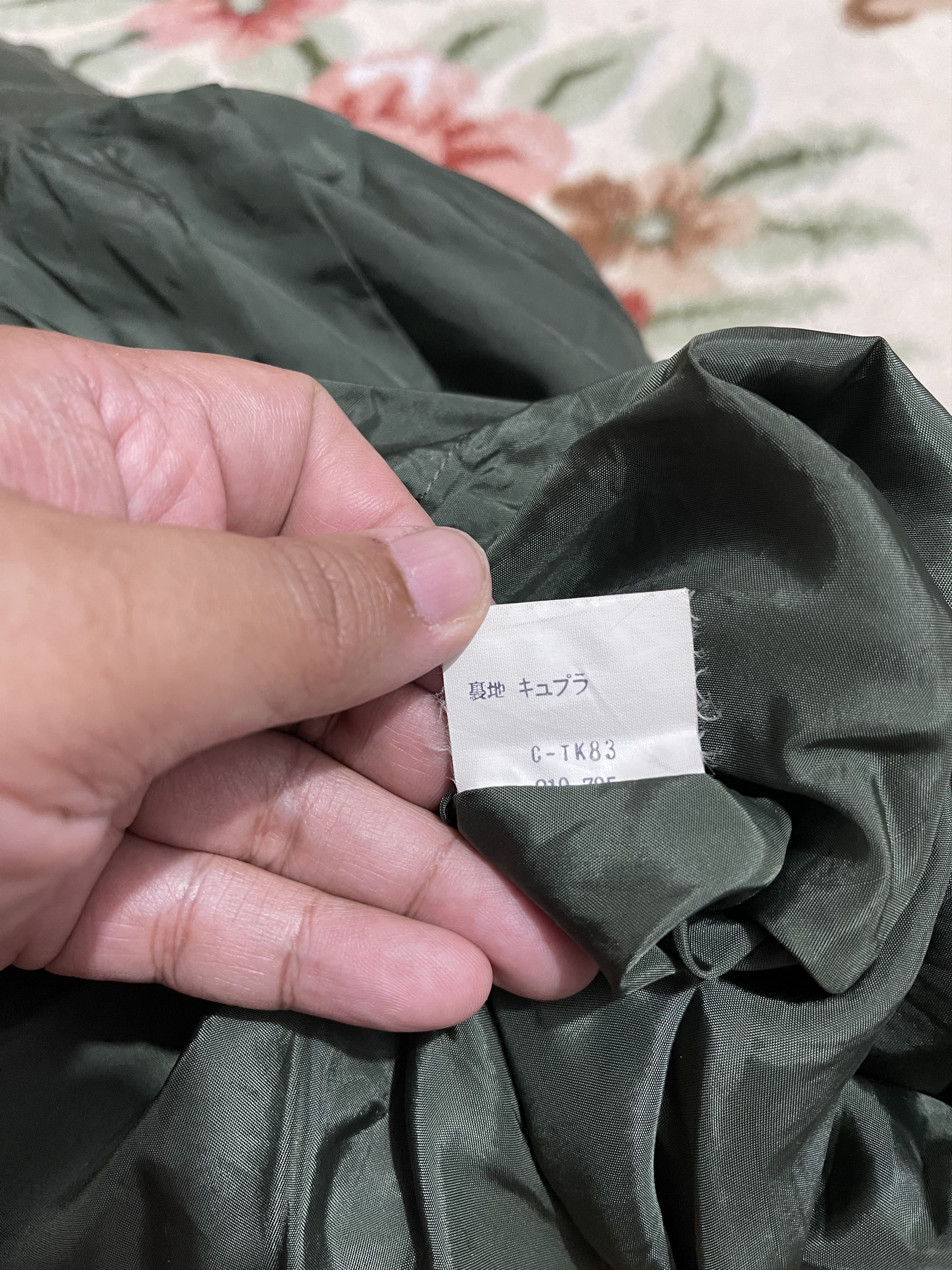 Yves Saint Laurent Vintage Green Yves Saint Laurent Midi Skirt Size 24" / US 00 / IT 34 - 12 Thumbnail