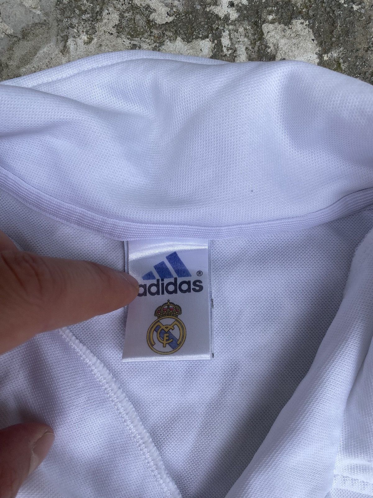 Adidas VINTAGE ADIDAS REAL MADRID CHANPIONS LEAGUE 2002/2003 Size US XL / EU 56 / 4 - 8 Thumbnail