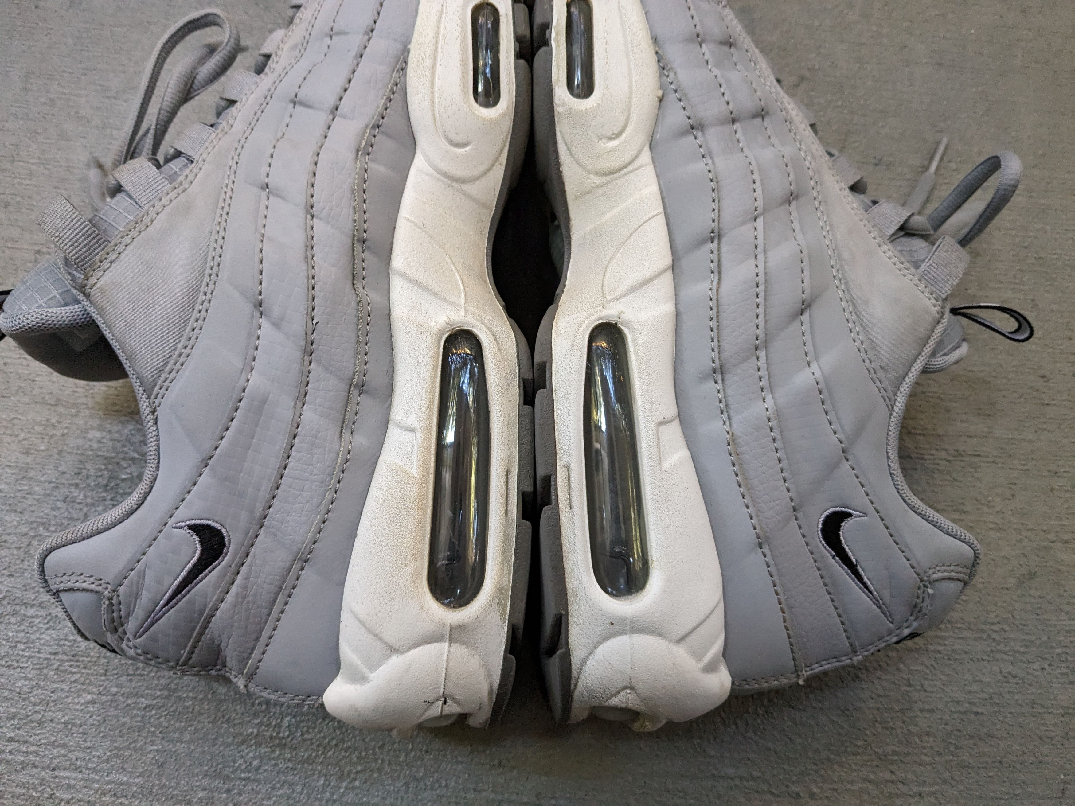 Nike Nike Air Max 95 SE Pull Tab Wolf Grey 11.5 AQ4129-001 Size US 11.5 / EU 44-45 - 8 Thumbnail