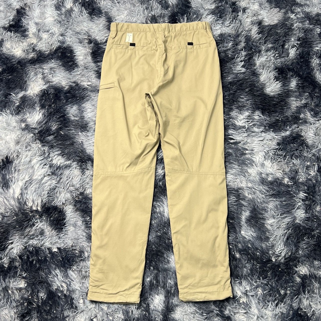 Uniqlo Uniqlo Heattech Outdoor Cargo Pants Size US 30 / EU 46 - 2 Thumbnail