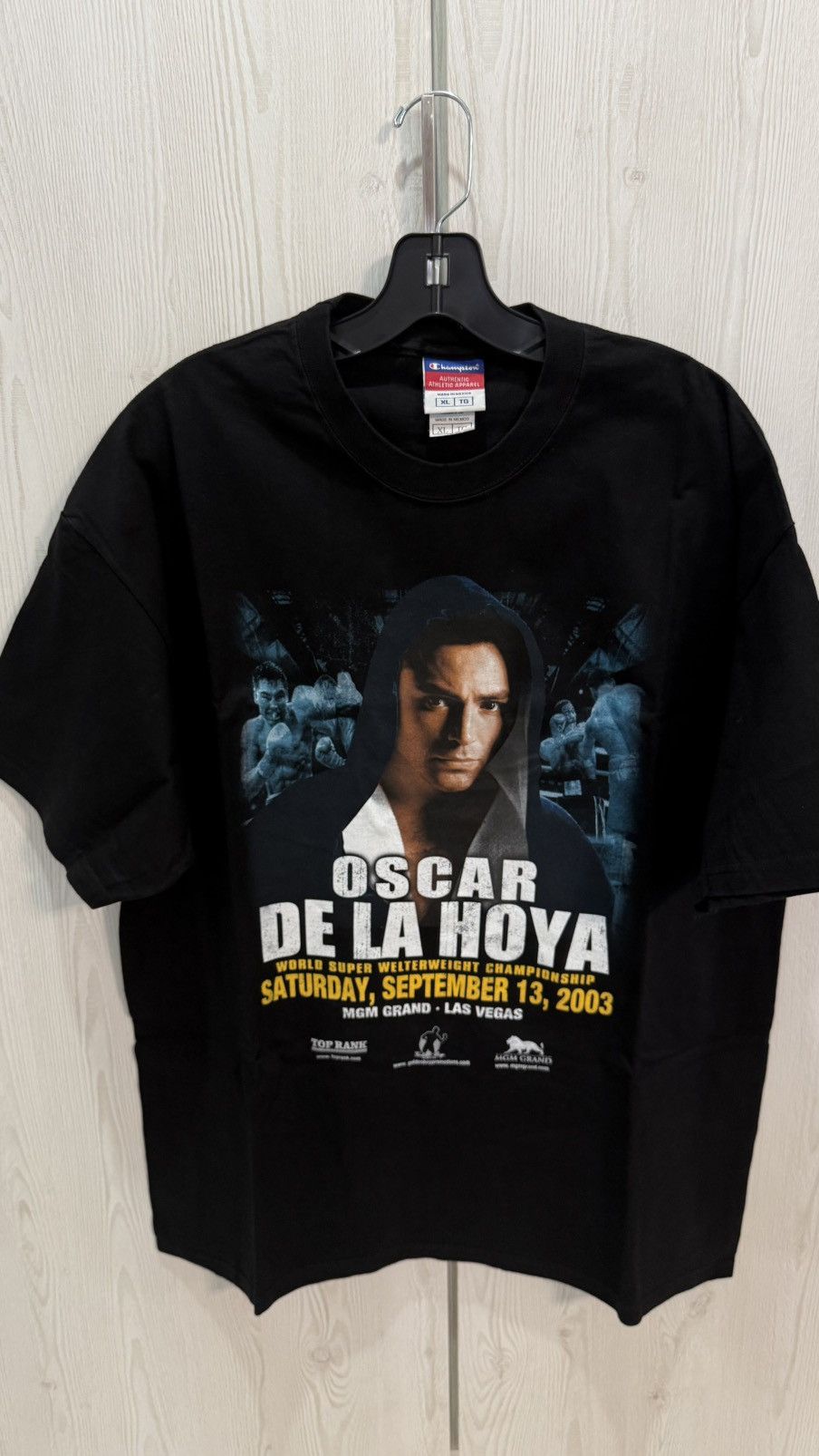 Champion 2003 Oscar De La Hoya Tshirt Size XL Champion Tag Size US XL / EU 56 / 4 - 1 Thumbnail