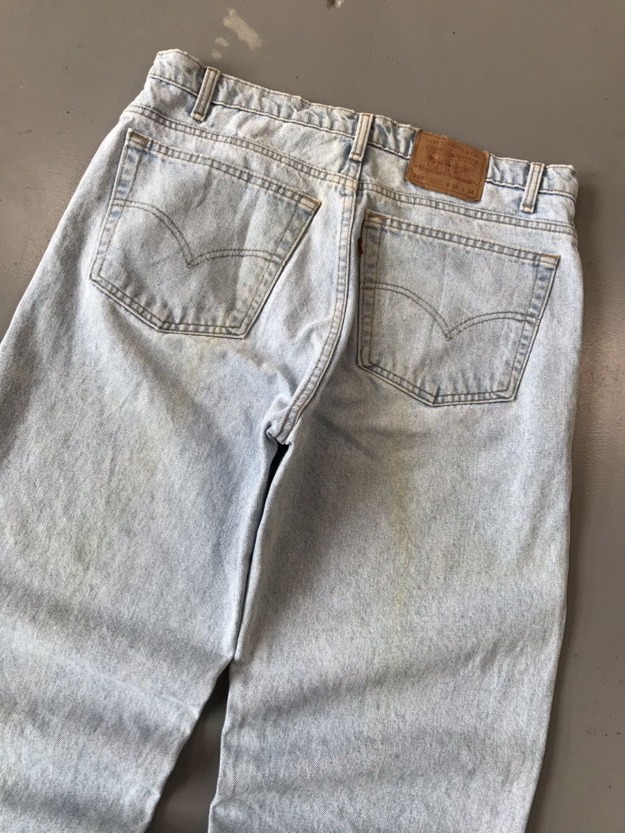 Levi's × Vintage Crazy vintage 90s Levi’s Strauss 550 baggyfit denim Size US 37 - 9 Thumbnail