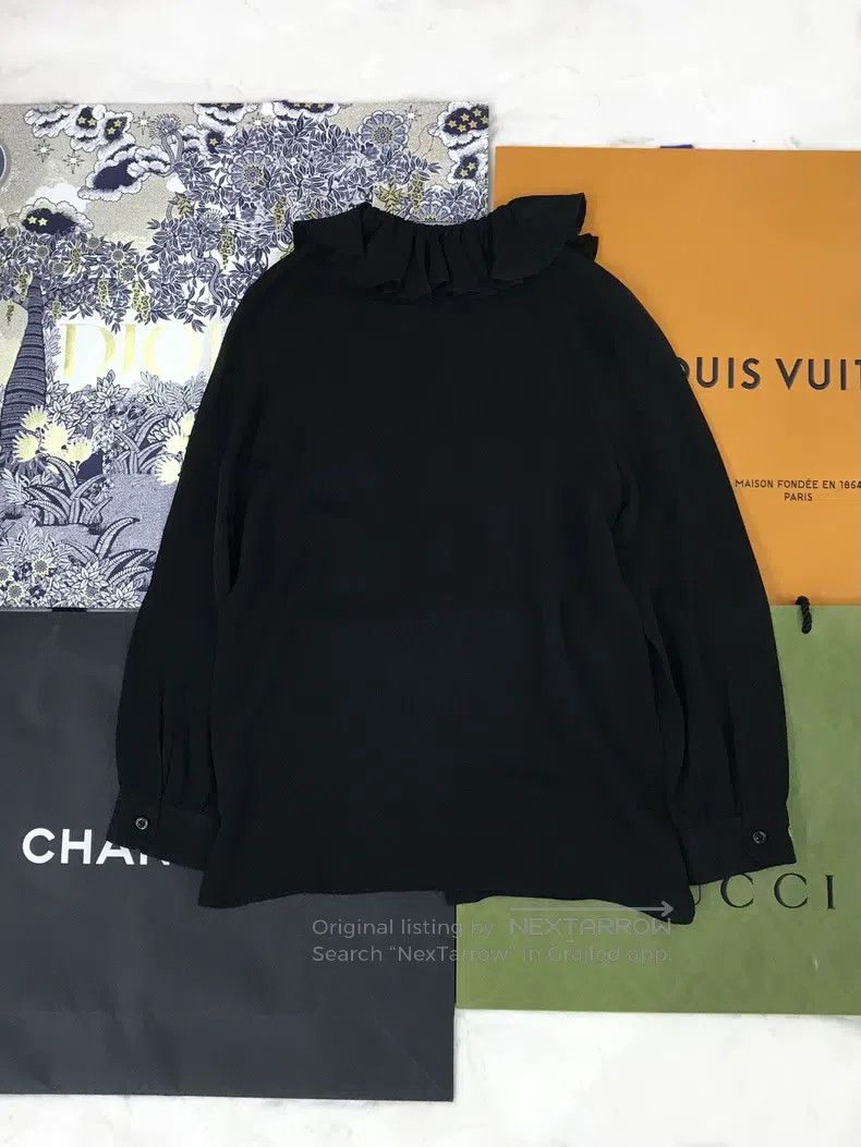 Gucci Gucci Black silk strap-in shirt Size S / US 4 / IT 40 - 2 Thumbnail