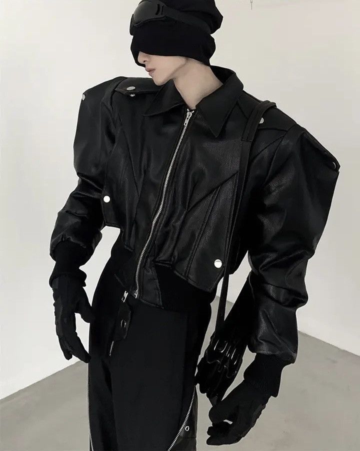 image of Vintage Autumn Pu Leather Jacket Long Sleeve Zipper Gothic Style in Black, Men's (Size XL)