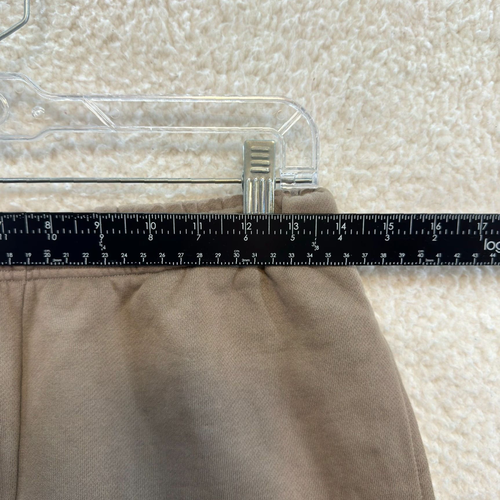 Aritzia NEW NWT Aritzia Super World Sweat Shorts S Small Womens Taupe Tan Jersey Elastic Size S / US 4 / IT 40 - 4 Thumbnail