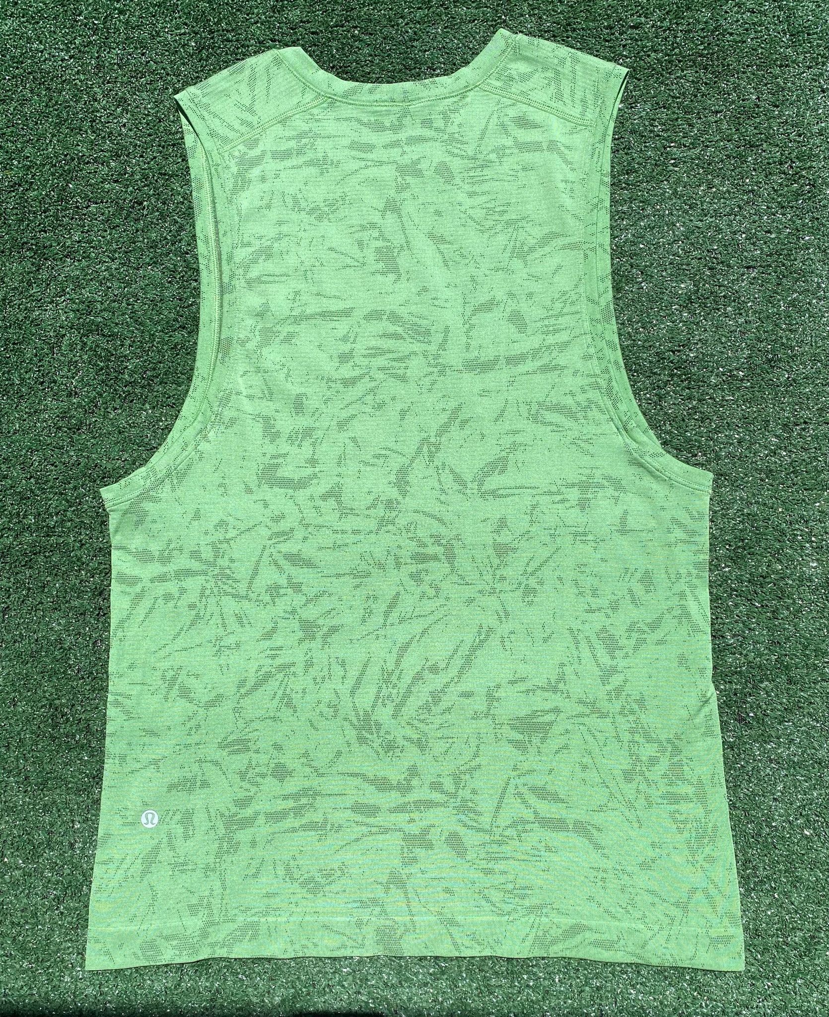 Lululemon Lululemon Metal Vent Neon Green Patterned Tank Top Small Size US S / EU 44-46 / 1 - 4 Thumbnail