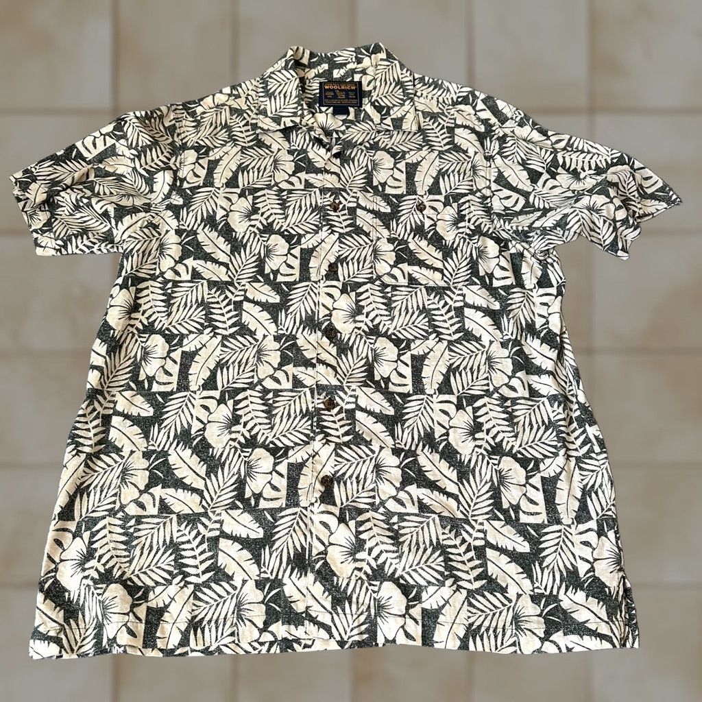 Vintage Woolrich Shirt XL Blue Floral Island Mens Button-Up Short Sleeve Collared Everyday Casual Comfort Size US XL / EU 56 / 4 - 1 Thumbnail