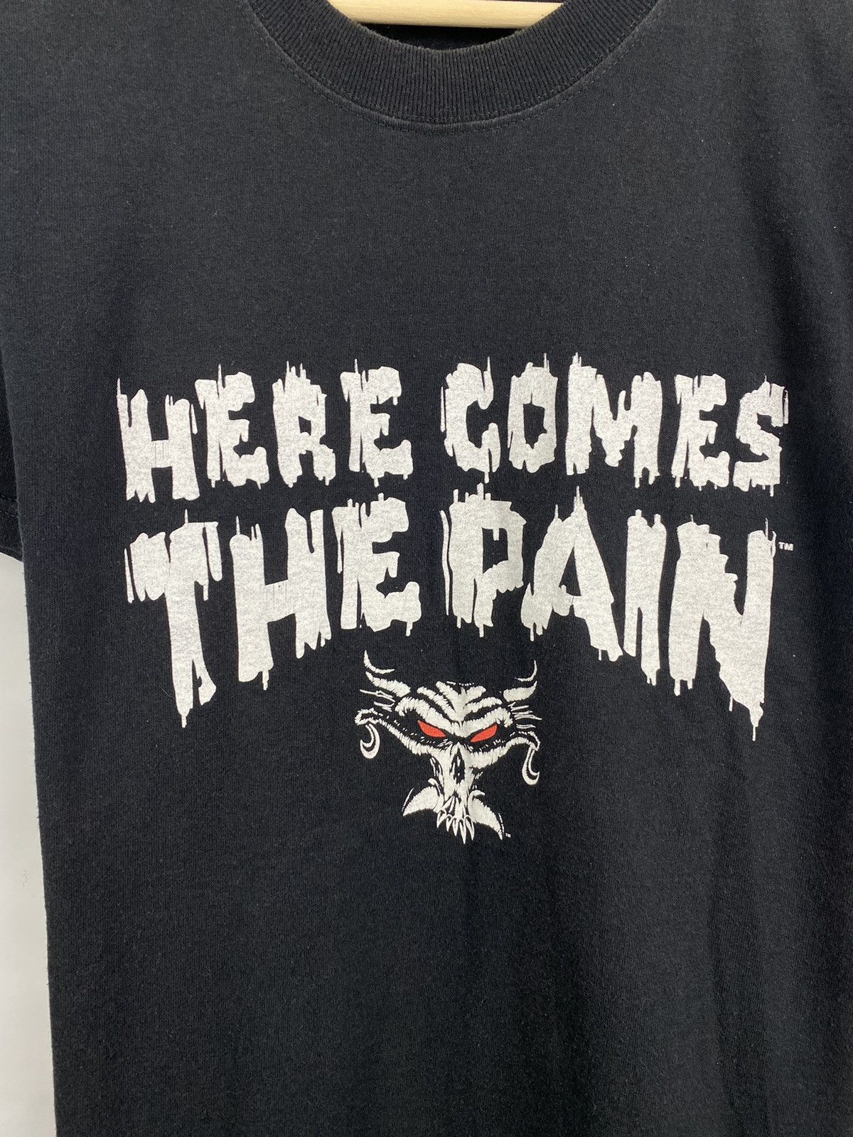 WWE 💀 Vintage 2002 Brock Lesnar Here Comes The Pain Wrestling Size US M / EU 48-50 / 2 - 3 Thumbnail