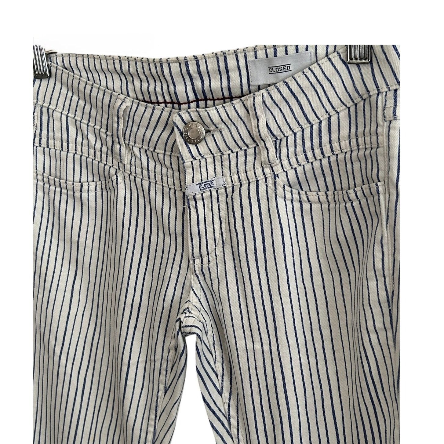 CLOSED Closed 'Starlet' Cropped Jeans, Excellent Condition, Sz 25 Size 25" / US 0 / IT 36 - 2 Thumbnail