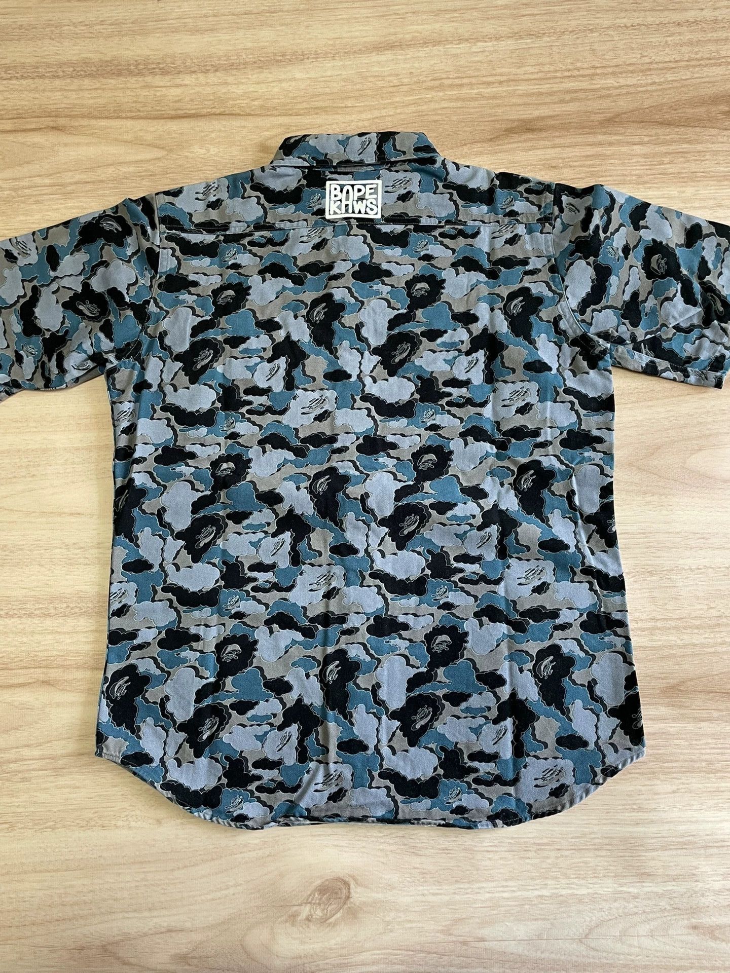 Bape Blue Camo Print Button-Up Shirt Size S Size US S / EU 44-46 / 1 - 3 Thumbnail