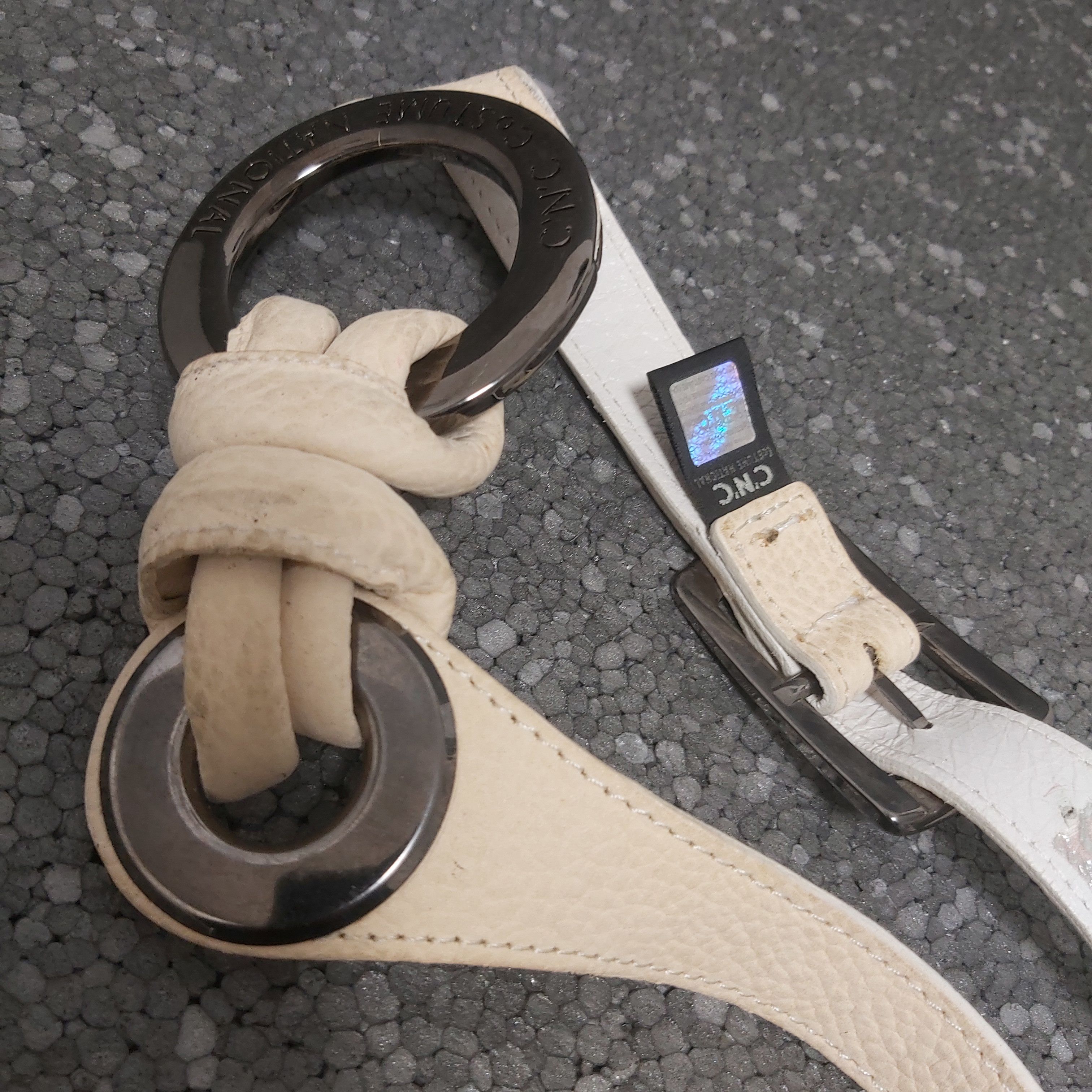 Costume National Costume National belt large metal rings cream leather belt Size ONE SIZE - 1 Thumbnail