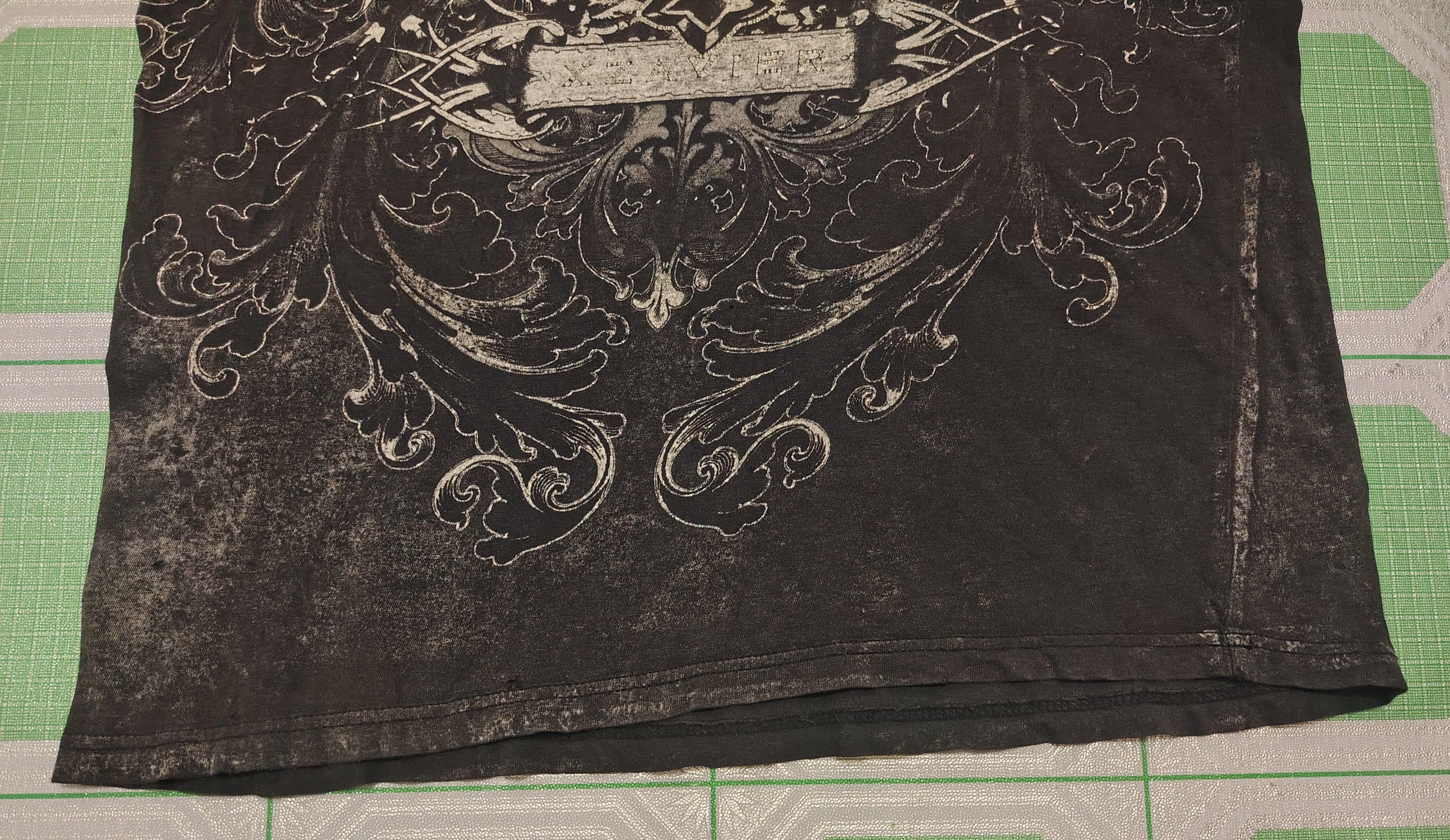 Affliction Vtg Distressed Thrashed Cross Skull Xzavier tee Size US L / EU 52-54 / 3 - 6 Thumbnail