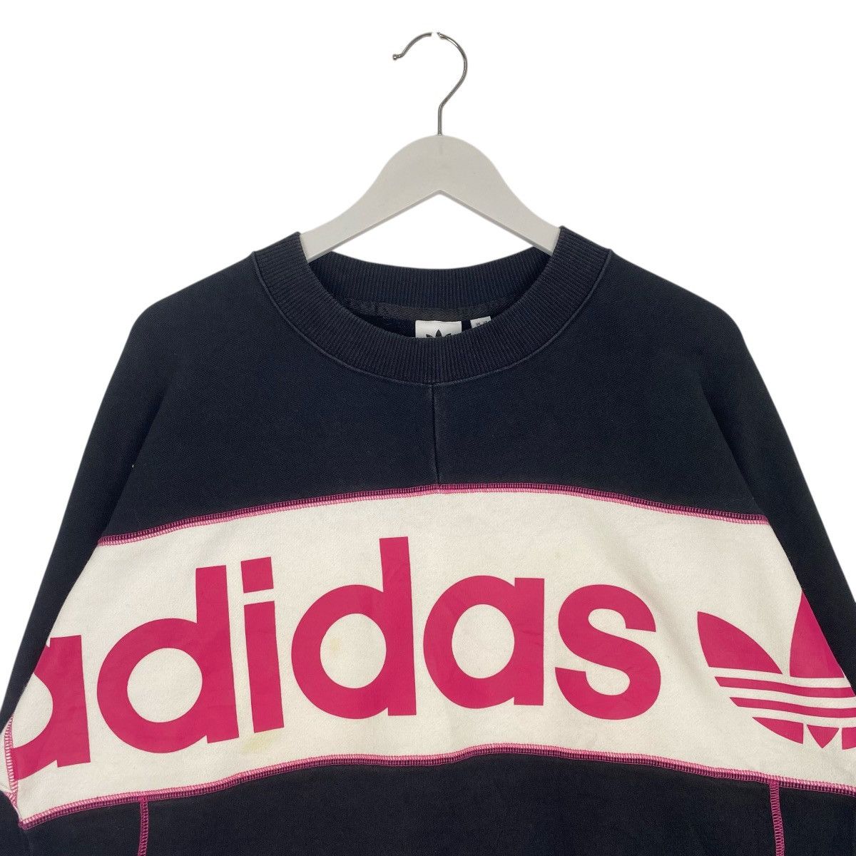 Other Vintage Adidas Big Logo Printed Sweatshirt Black/Pink Size L Size US L / EU 52-54 / 3 - 4 Thumbnail