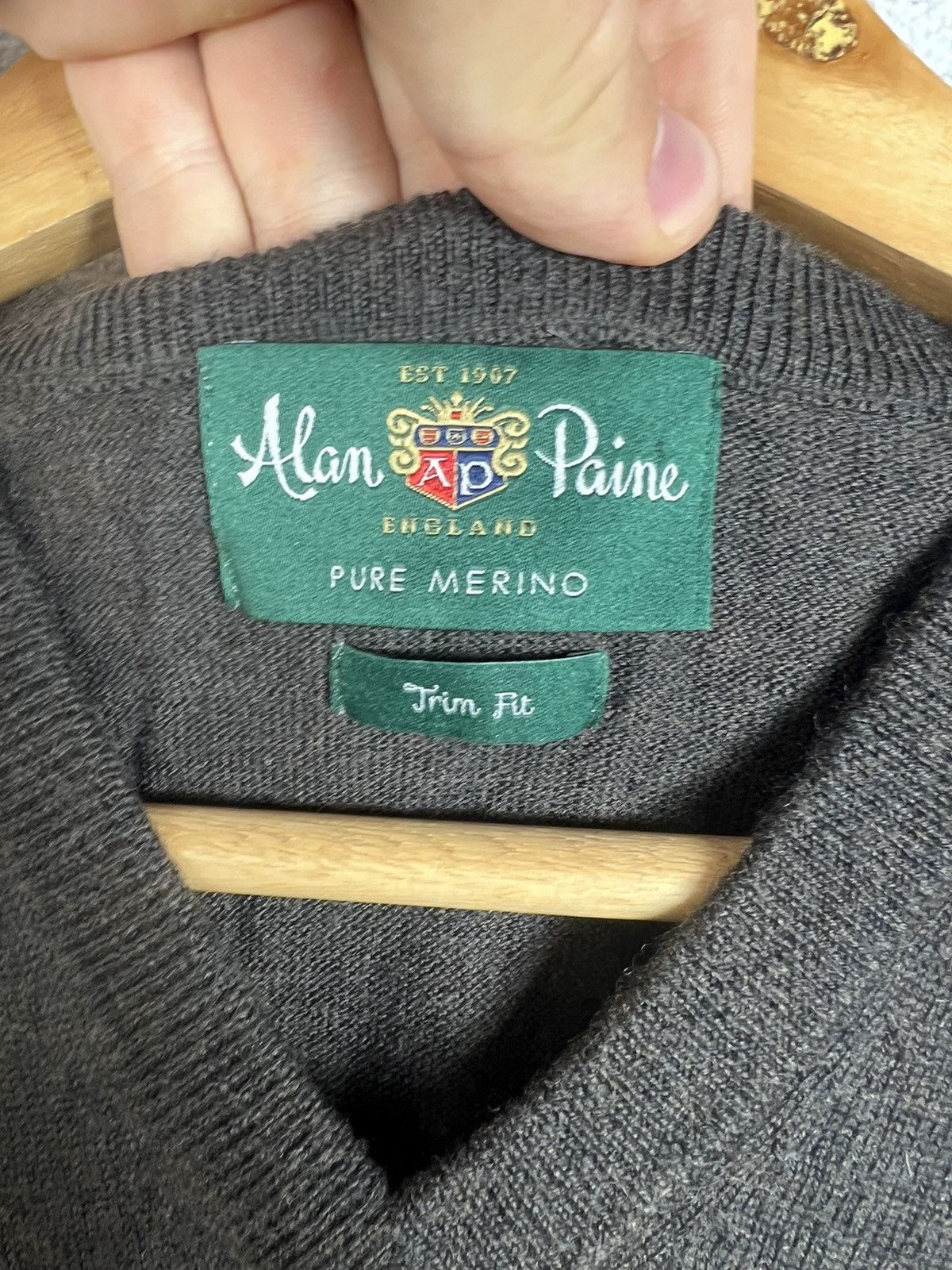 Alan Paine Alan Paine England 100% Pure Merino Wool Vest Men’s Sweater Size US L / EU 52-54 / 3 - 4 Thumbnail