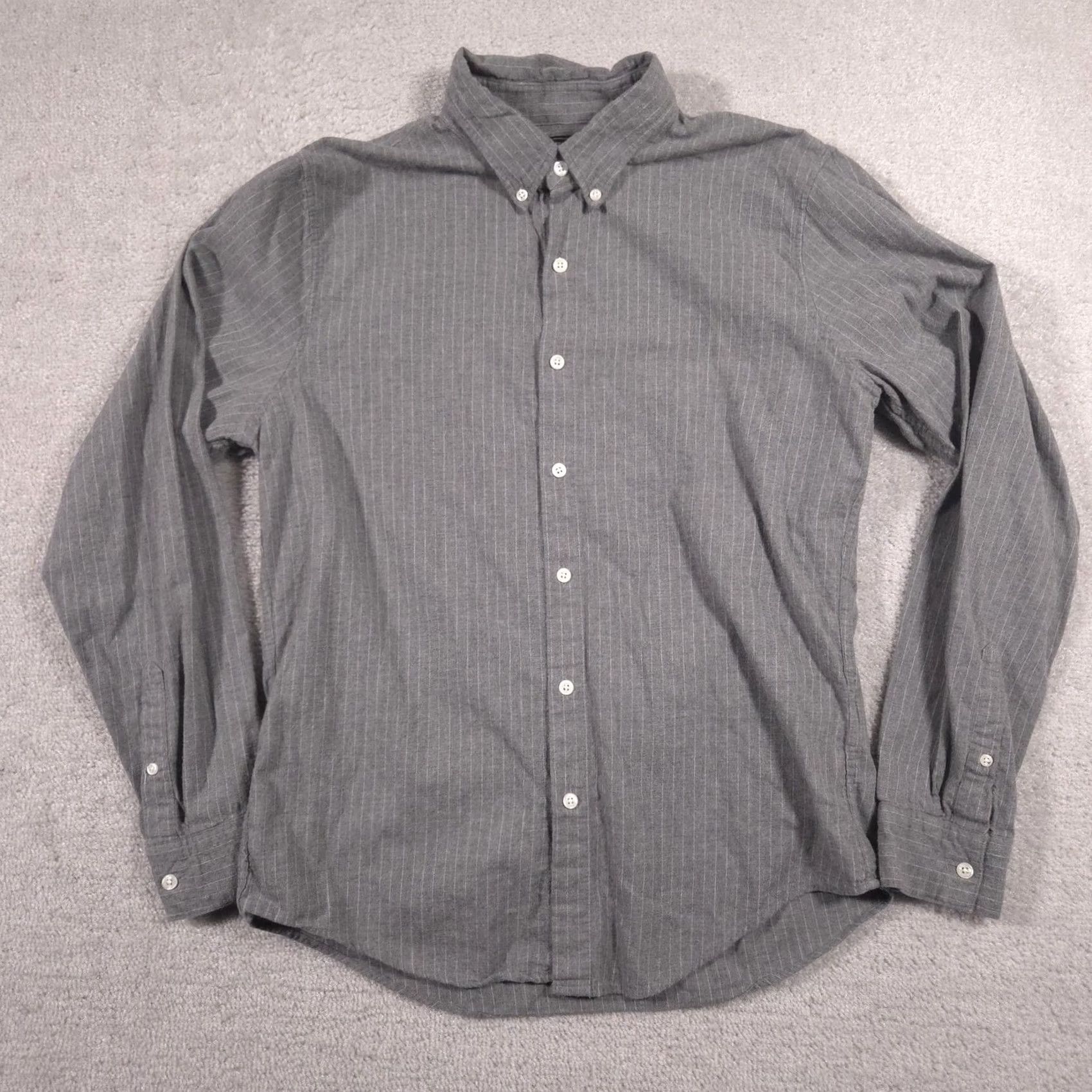 Abercrombie & Fitch Abercrombie & Fitch Shirt Mens Large Gray Pinstripe Button Down Long Sleeve Size US L / EU 52-54 / 3 - 2 Thumbnail