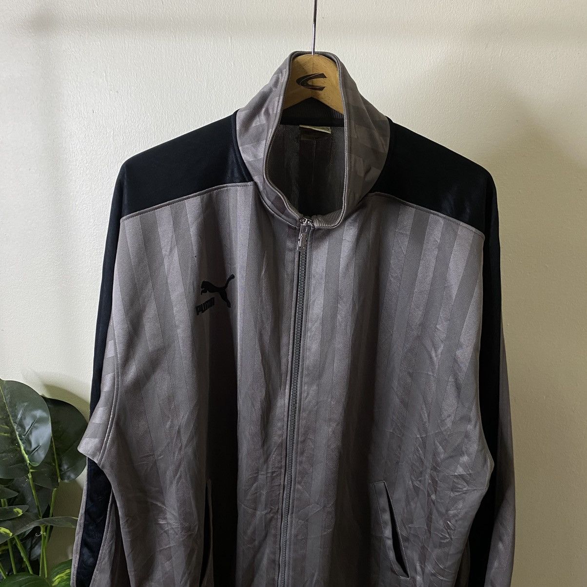 Puma Vintage 1990s Puma Big Logo Drill Tracktop Jacket Size US XL / EU 56 / 4 - 9 Thumbnail