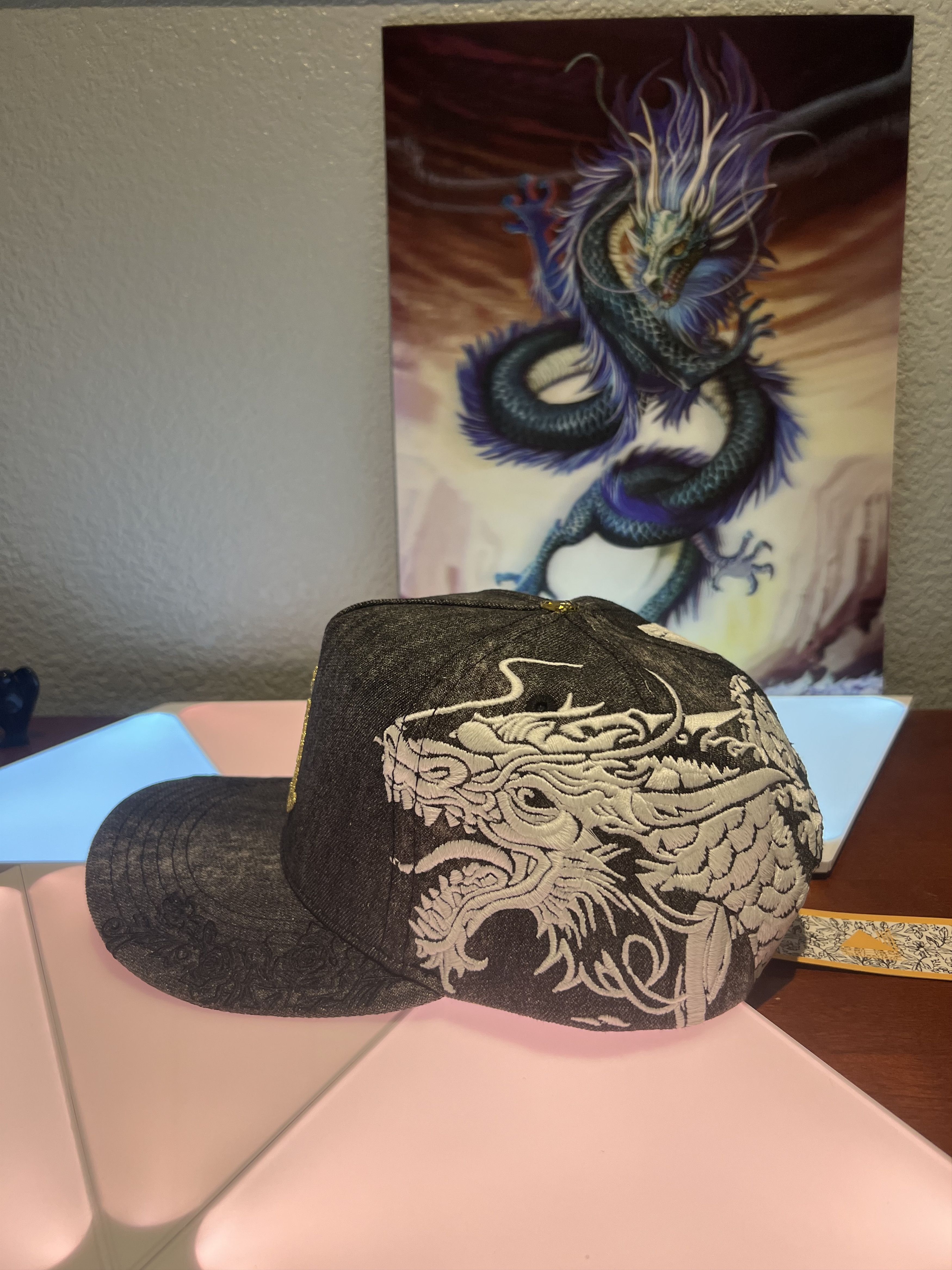 Other OG LA: “Dragon” Limited by Dvniel.luu Size ONE SIZE - 3 Thumbnail