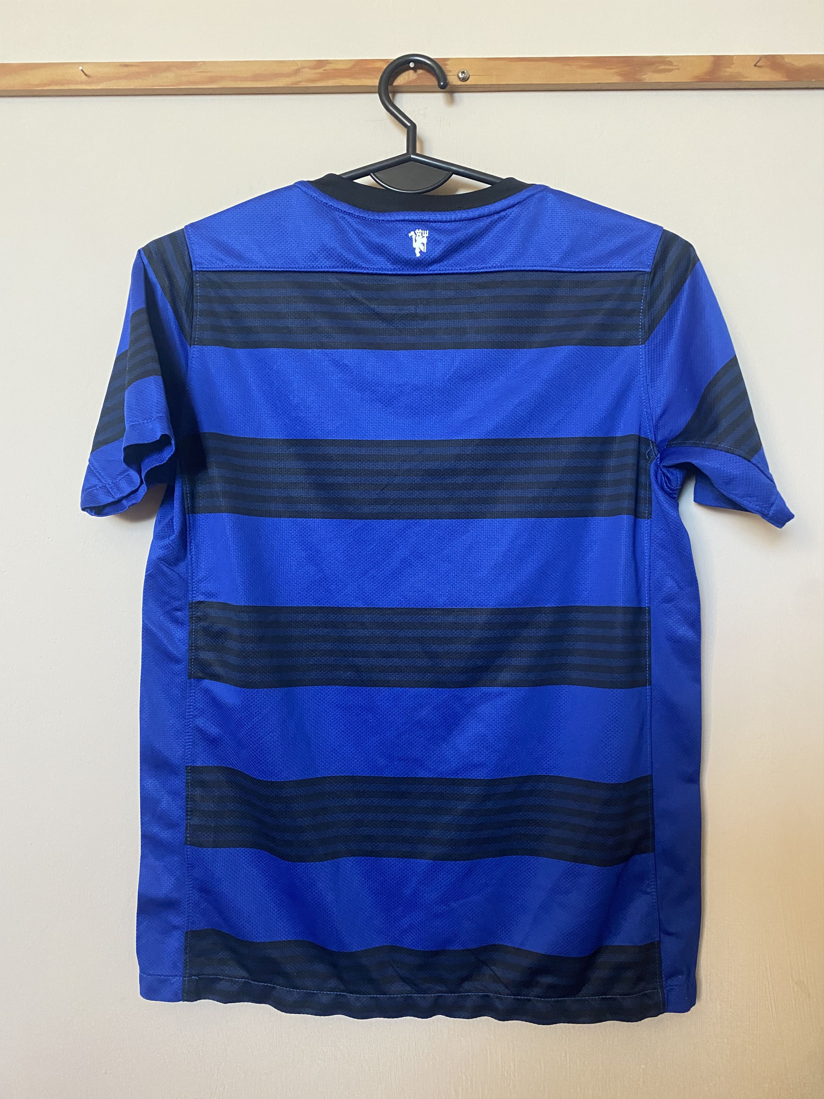 Nike MANCHESTER UNITED 2011 - 2012 - Nike - 140 - 152 - UNIQUE Size US XXS / EU 40 - 2 Thumbnail