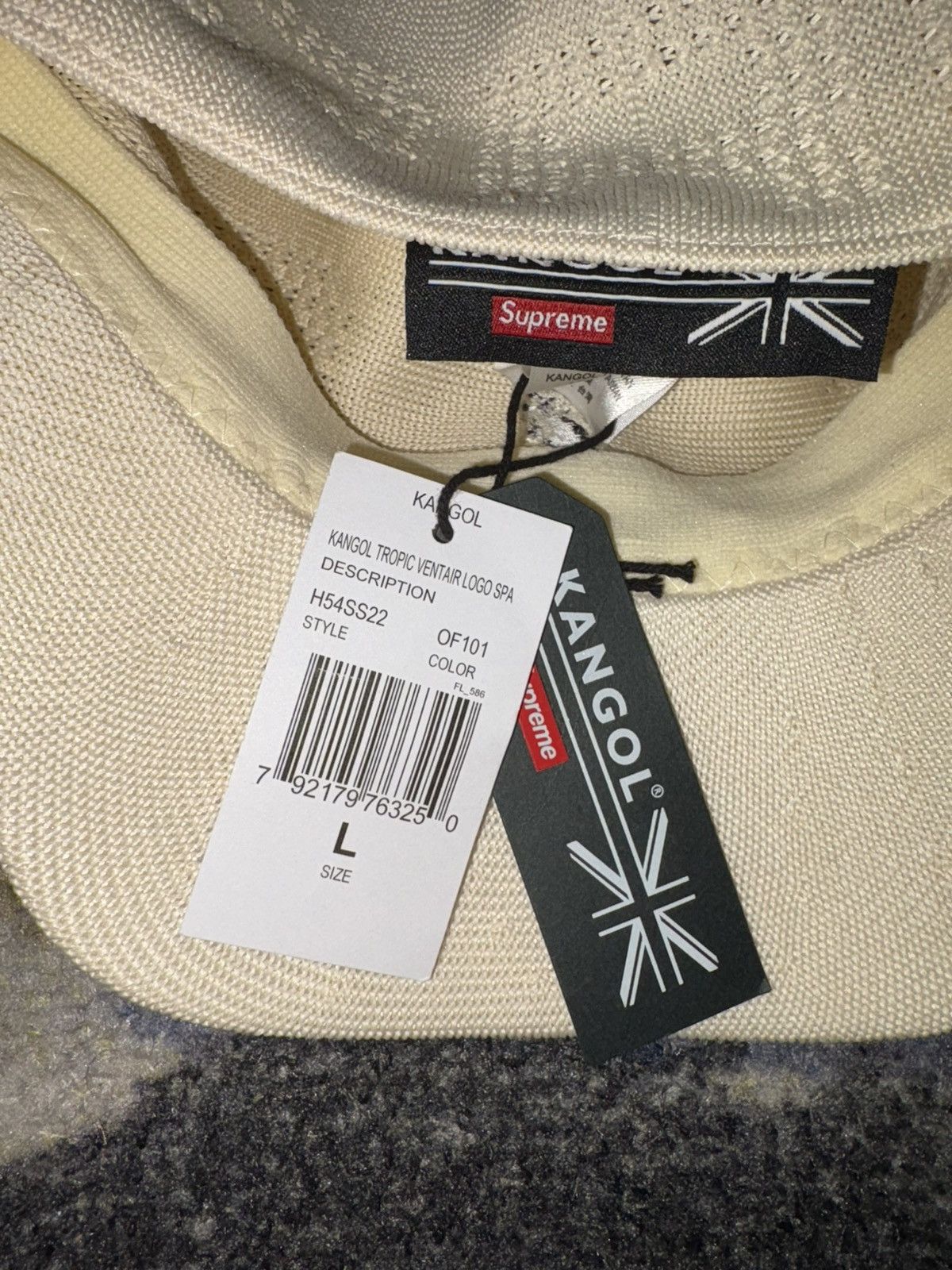Kangol × Supreme Supreme Kangol Ventair Logo Spacecap (LARGE) Size ONE SIZE - 4 Thumbnail