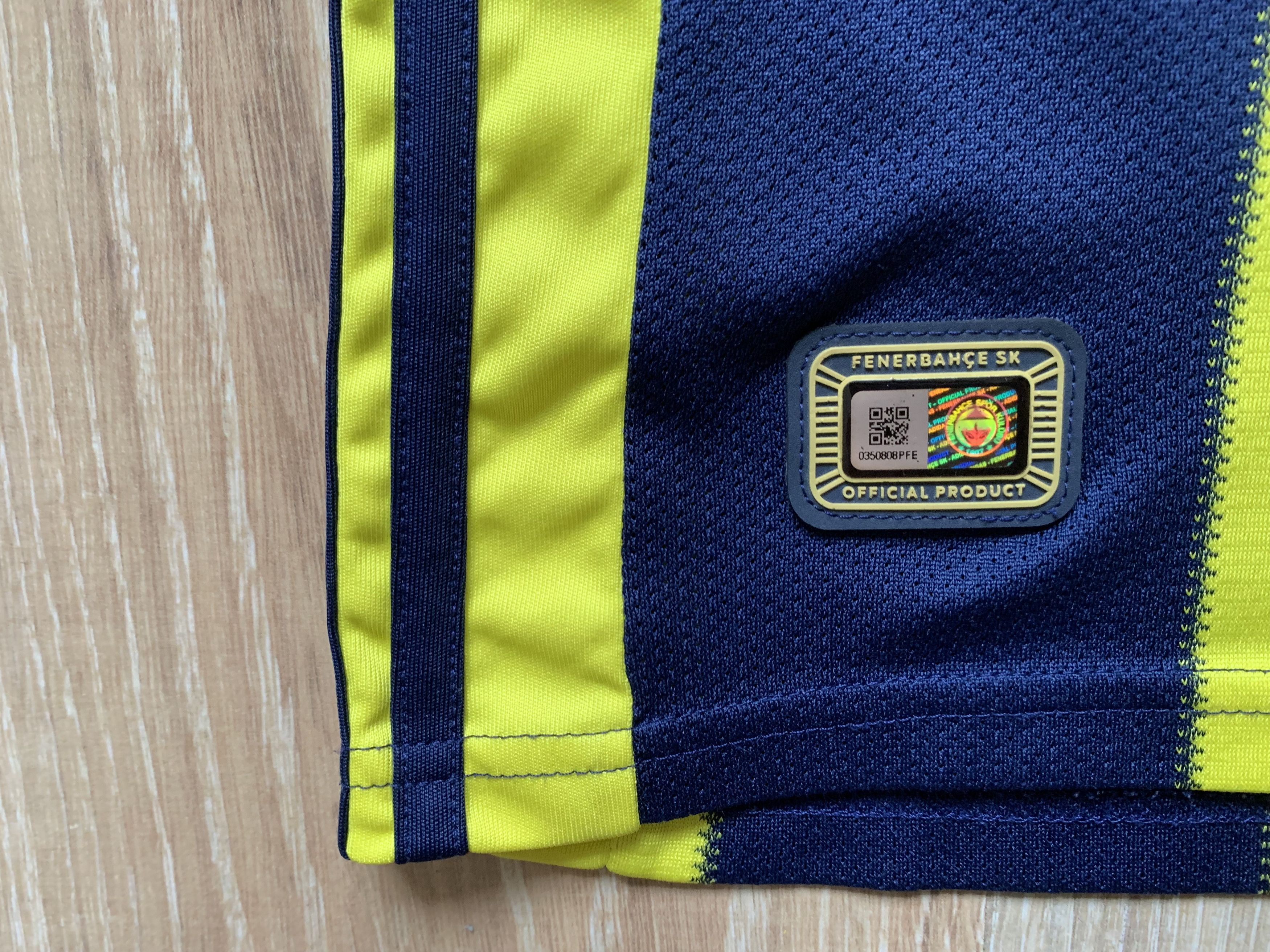 Adidas × Vintage Rare Adidas Fenerbahce Home Shirt #10 iREM Size US M / EU 48-50 / 2 - 9 Thumbnail