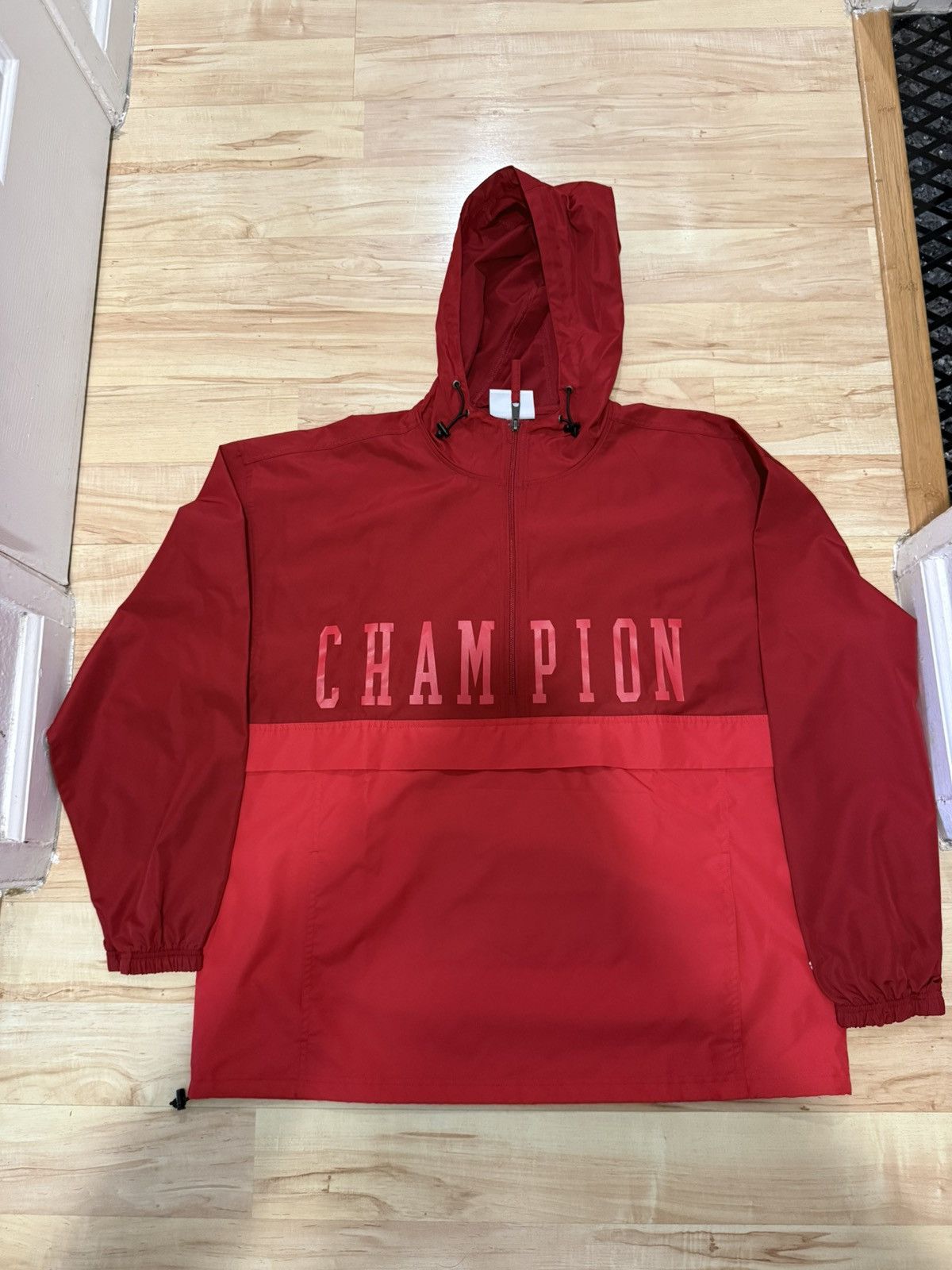 Champion Champion WindBreaker Jacket Red Hooded Size US XL / EU 56 / 4 - 1 Thumbnail