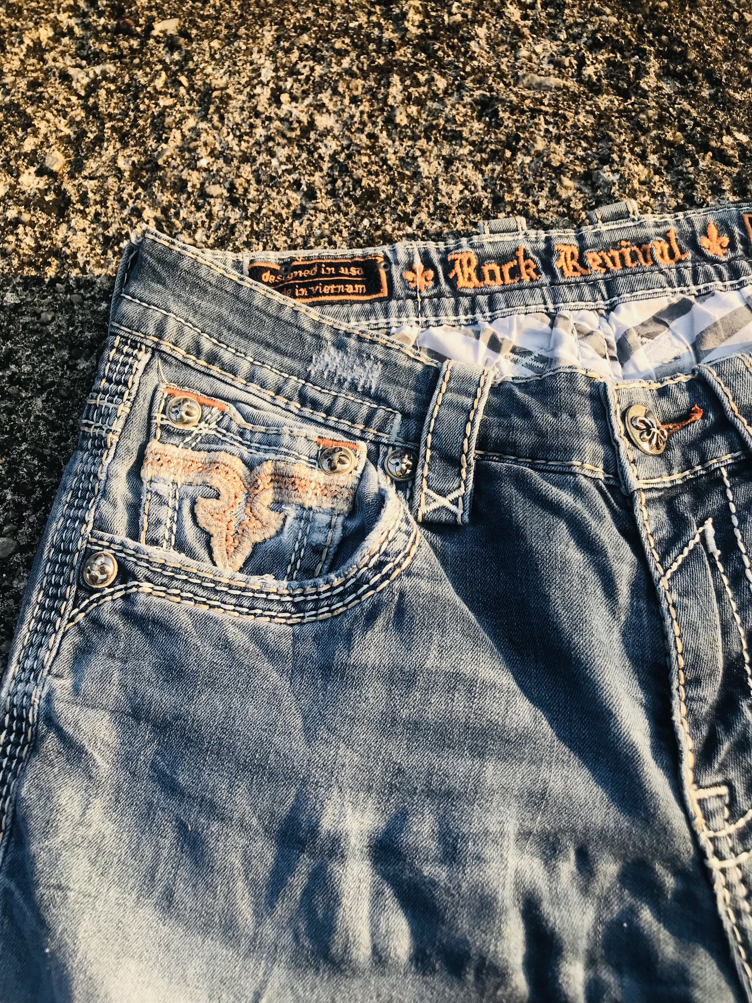Rock Revival Double pocket Rock Revival distressed flared jeans Size US 33 - 12 Thumbnail
