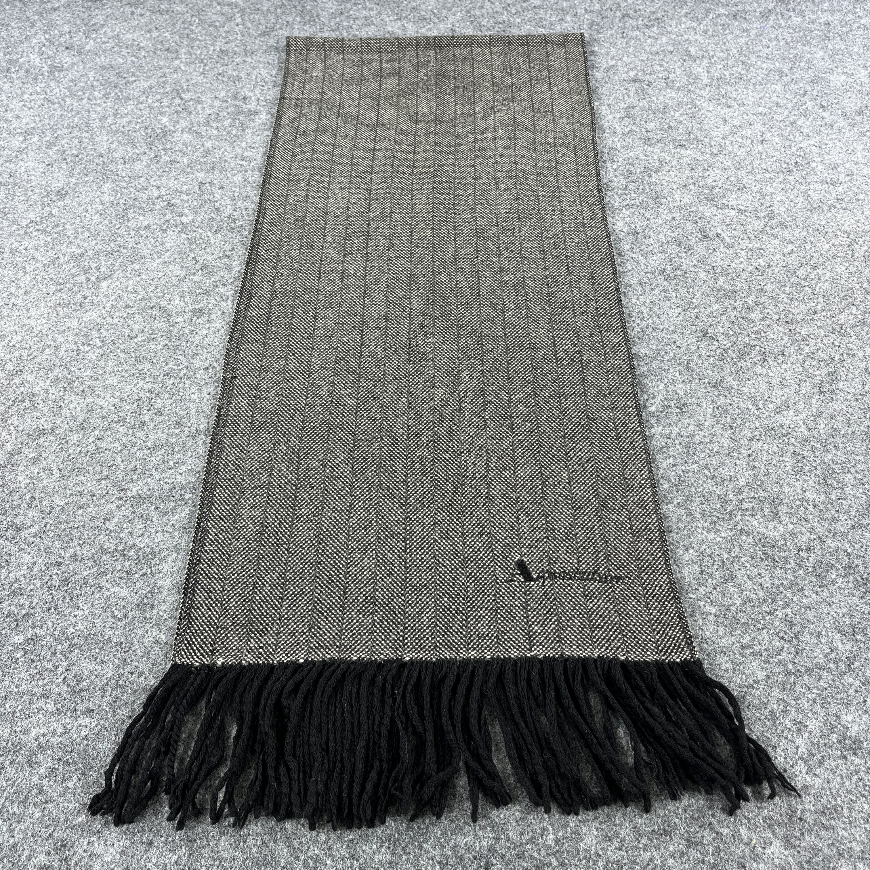 Aquascutum Aquasqutum Scarf / Muffler / Neckwear T1495 Size ONE SIZE - 1 Thumbnail