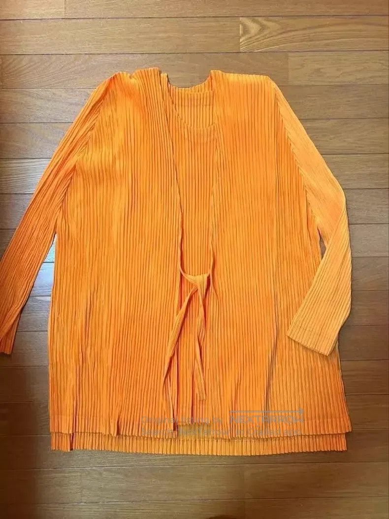 Issey Miyake Issey Miyake Orange Coat Size M / US 6-8 / IT 42-44 - 1 Thumbnail