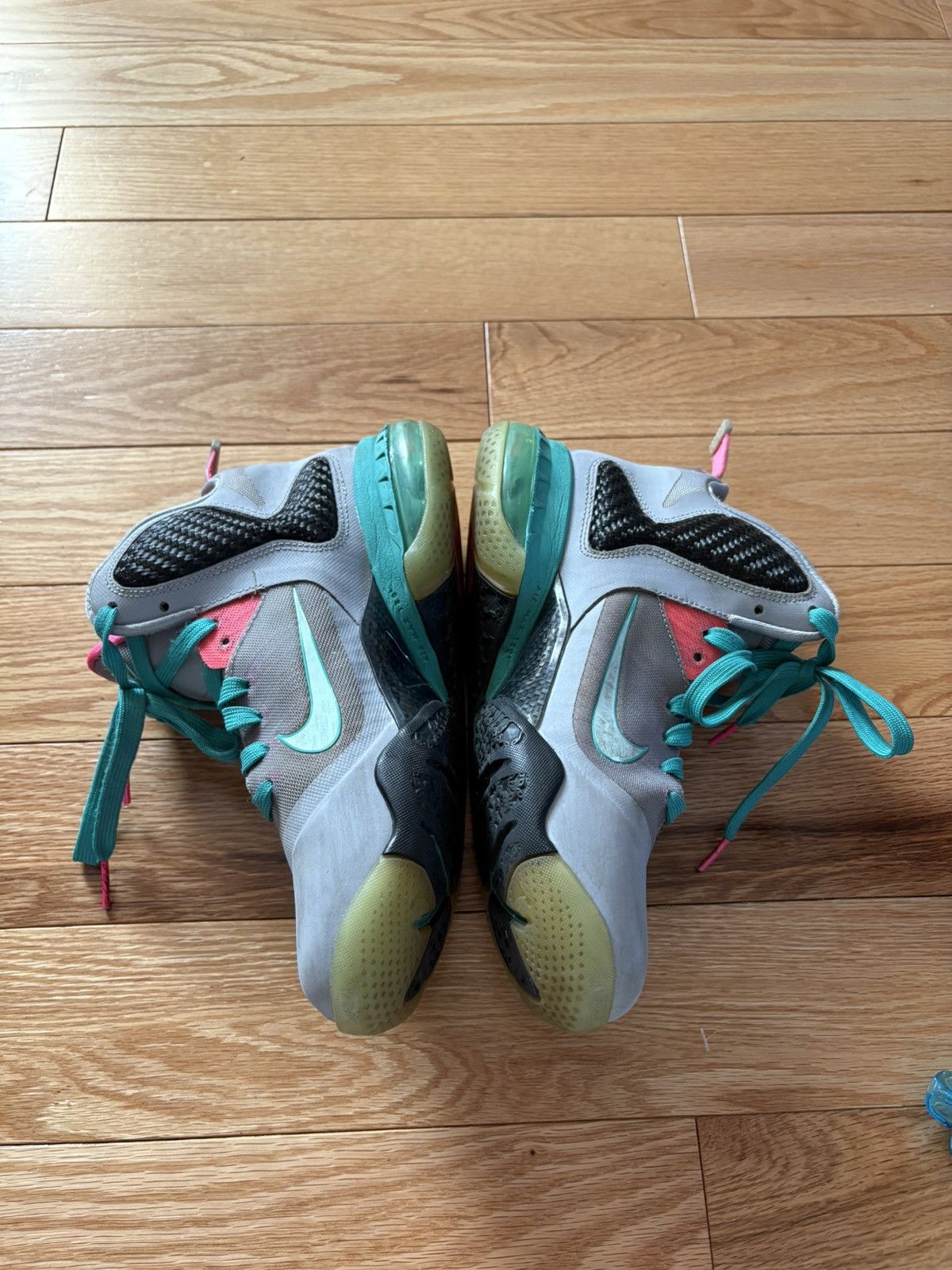Nike LeBron 9 Southbeach Size US 6 / EU 39 - 4 Thumbnail