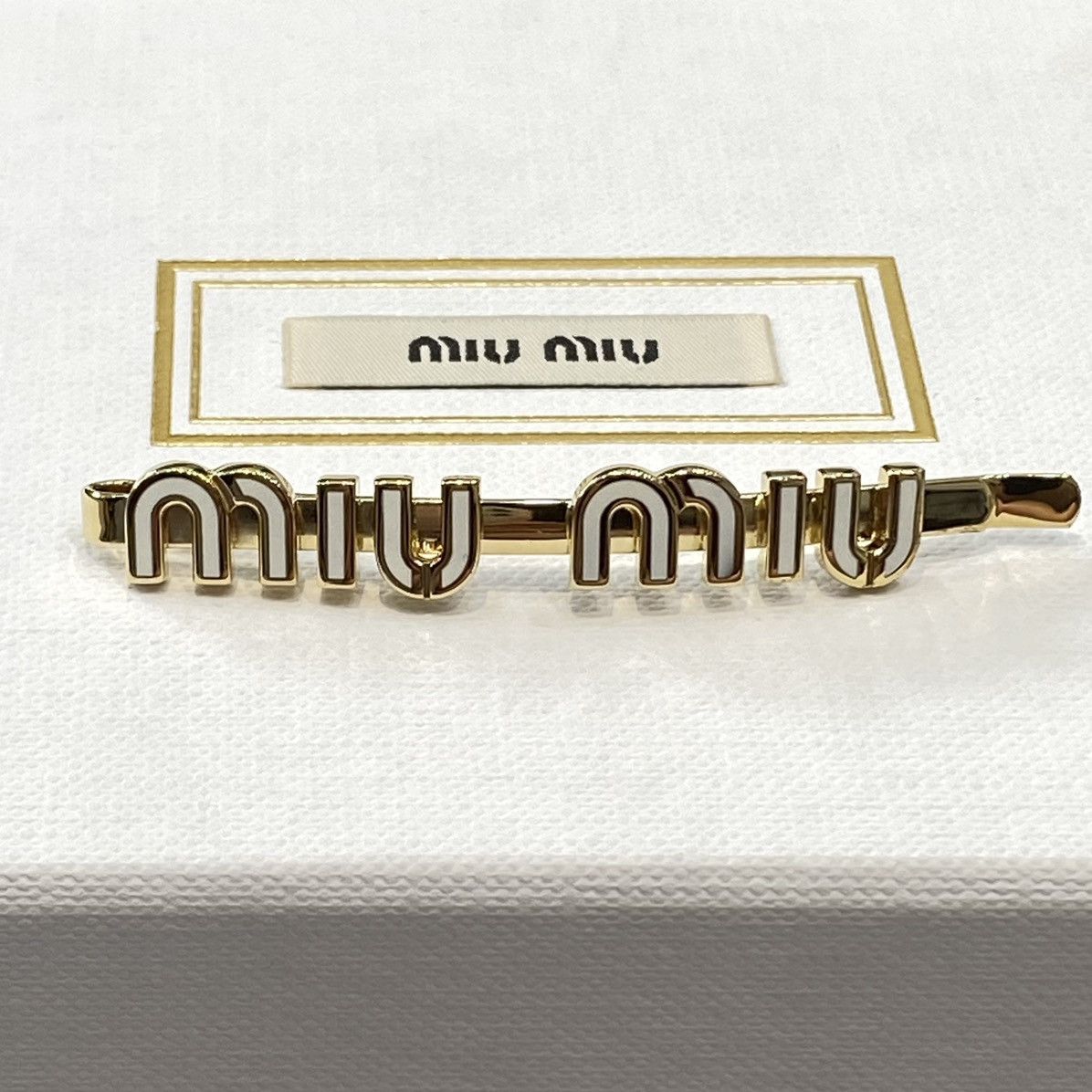 Miu Miu MIU MIU Enameled Metal Hair Clip WHITE Size ONE SIZE - 1 Thumbnail