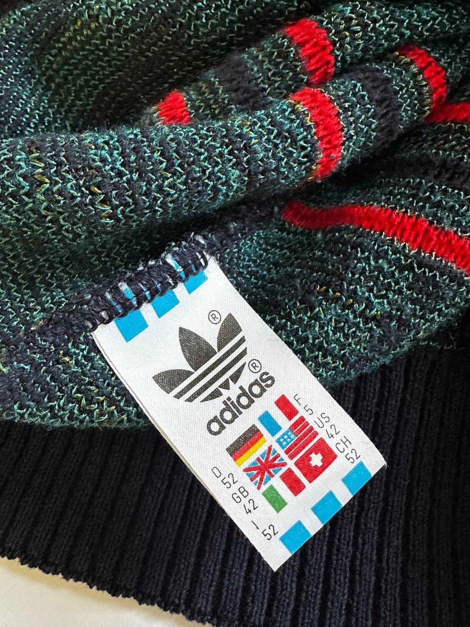 Adidas RARE Adidas Zebra Print Sweater V Neck Size US L / EU 52-54 / 3 - 4 Thumbnail